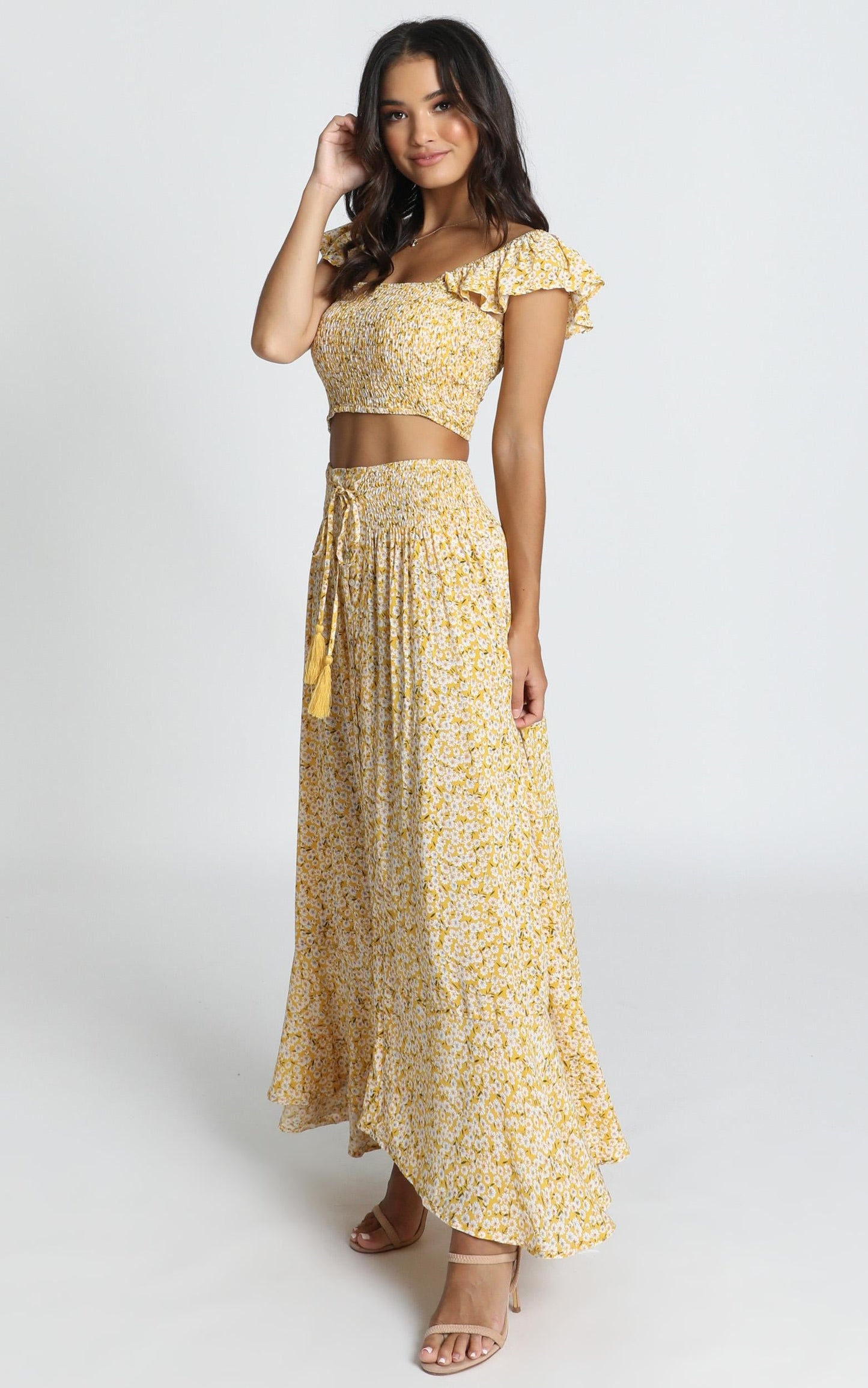 Hand To Hold Two Piece Set In Mustard Floral