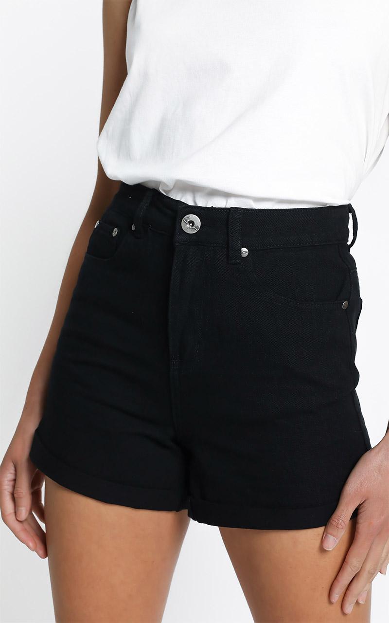 Heidi Shorts in Black