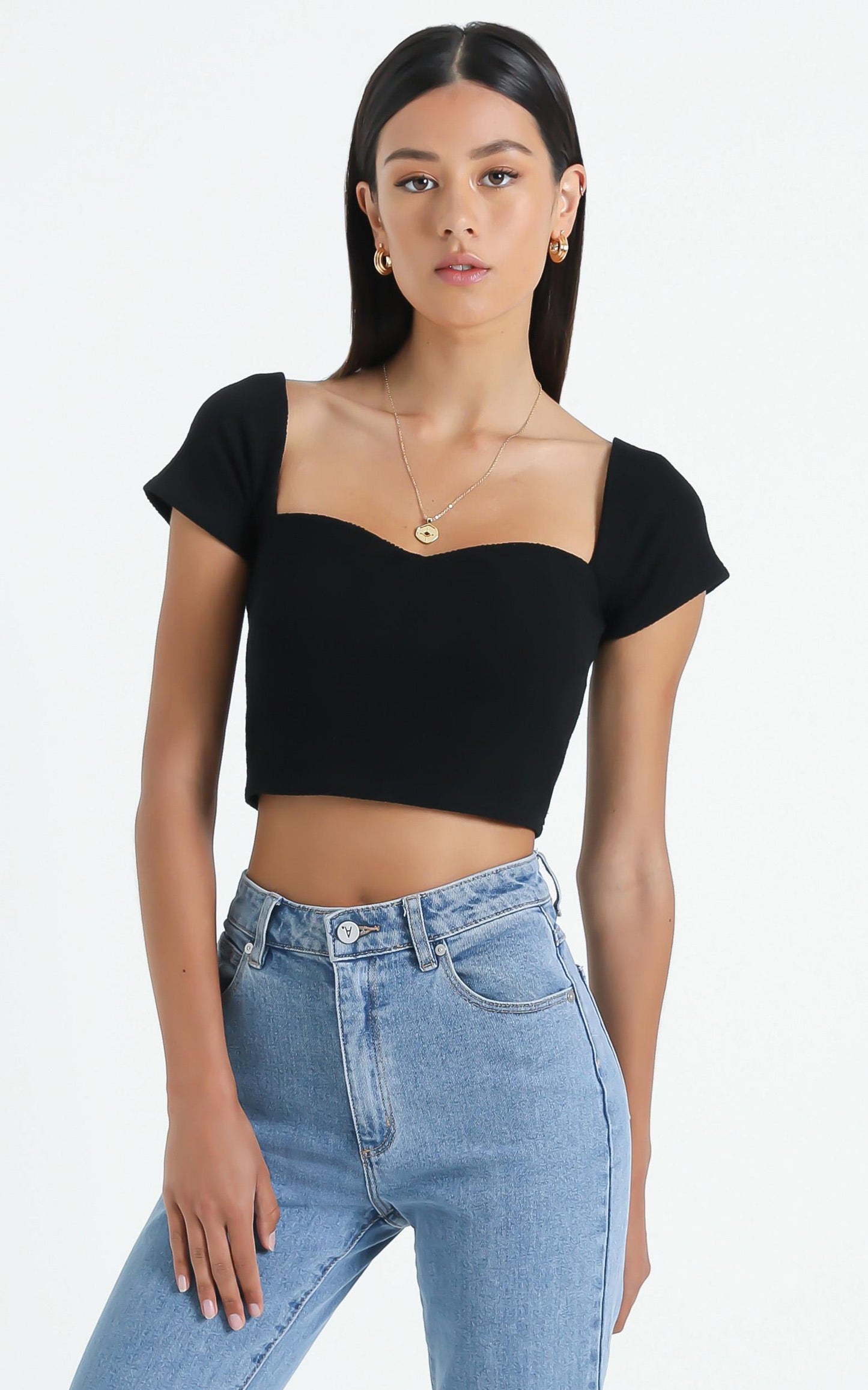Hesle Top in Black