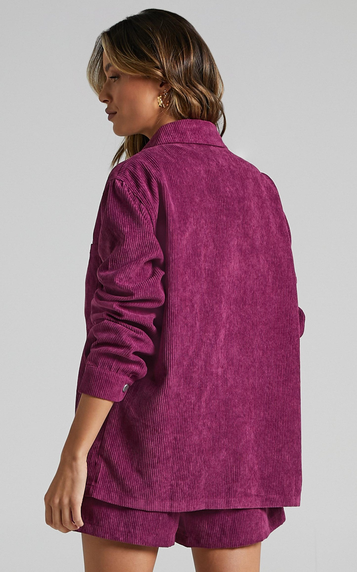 Hillevi Shacket - Corduroy Shacket in Mulberry