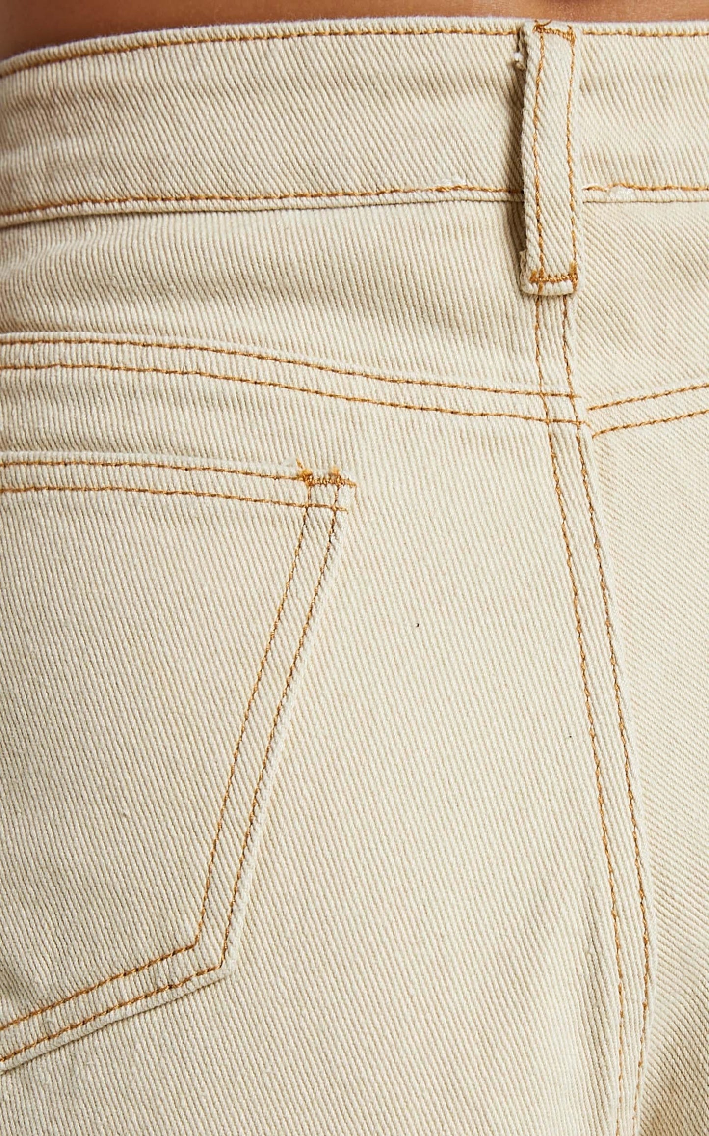Hinkley Denim Shorts in Beige
