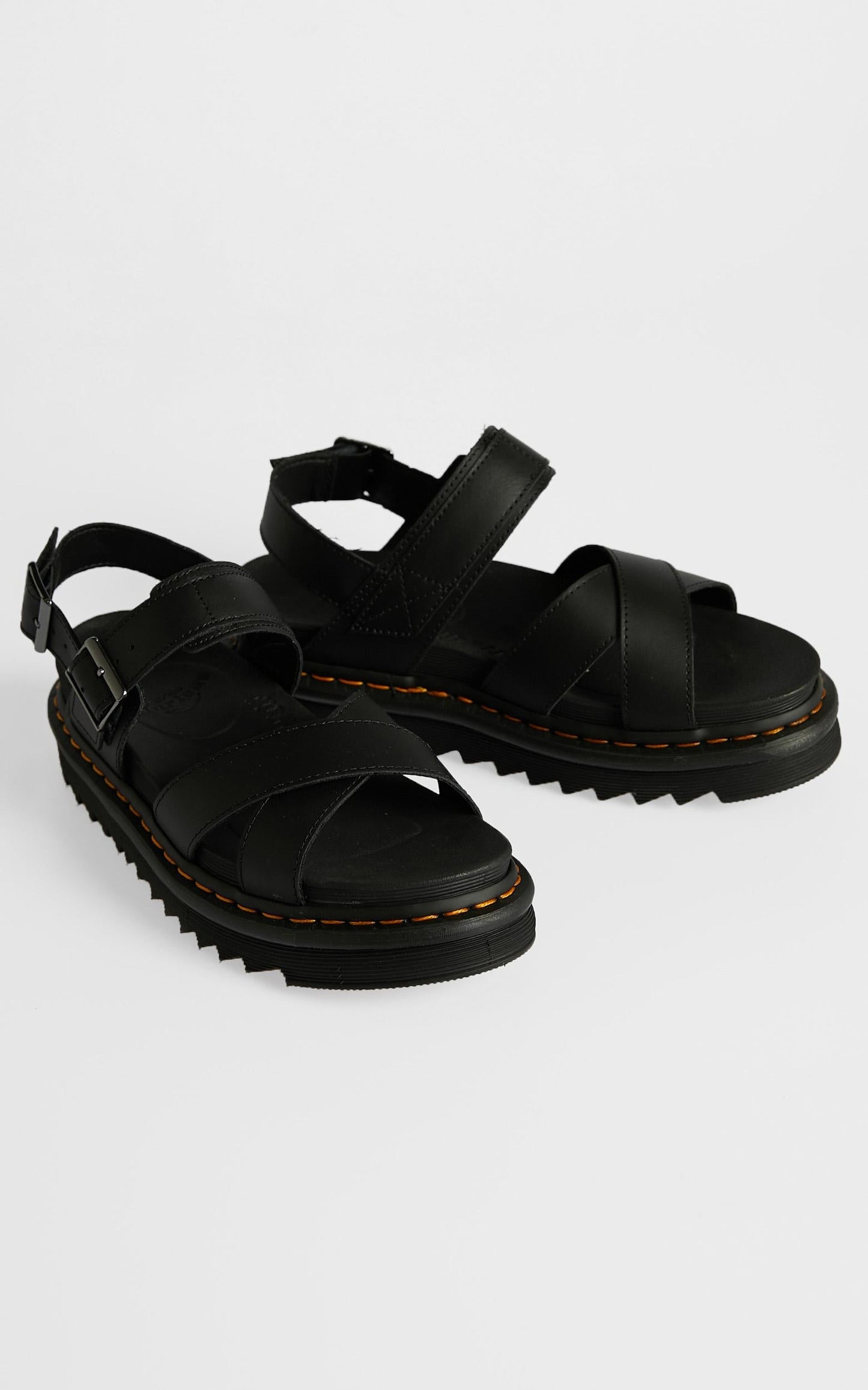 Dr. Martens - Voss II Sandal in Black Hydro