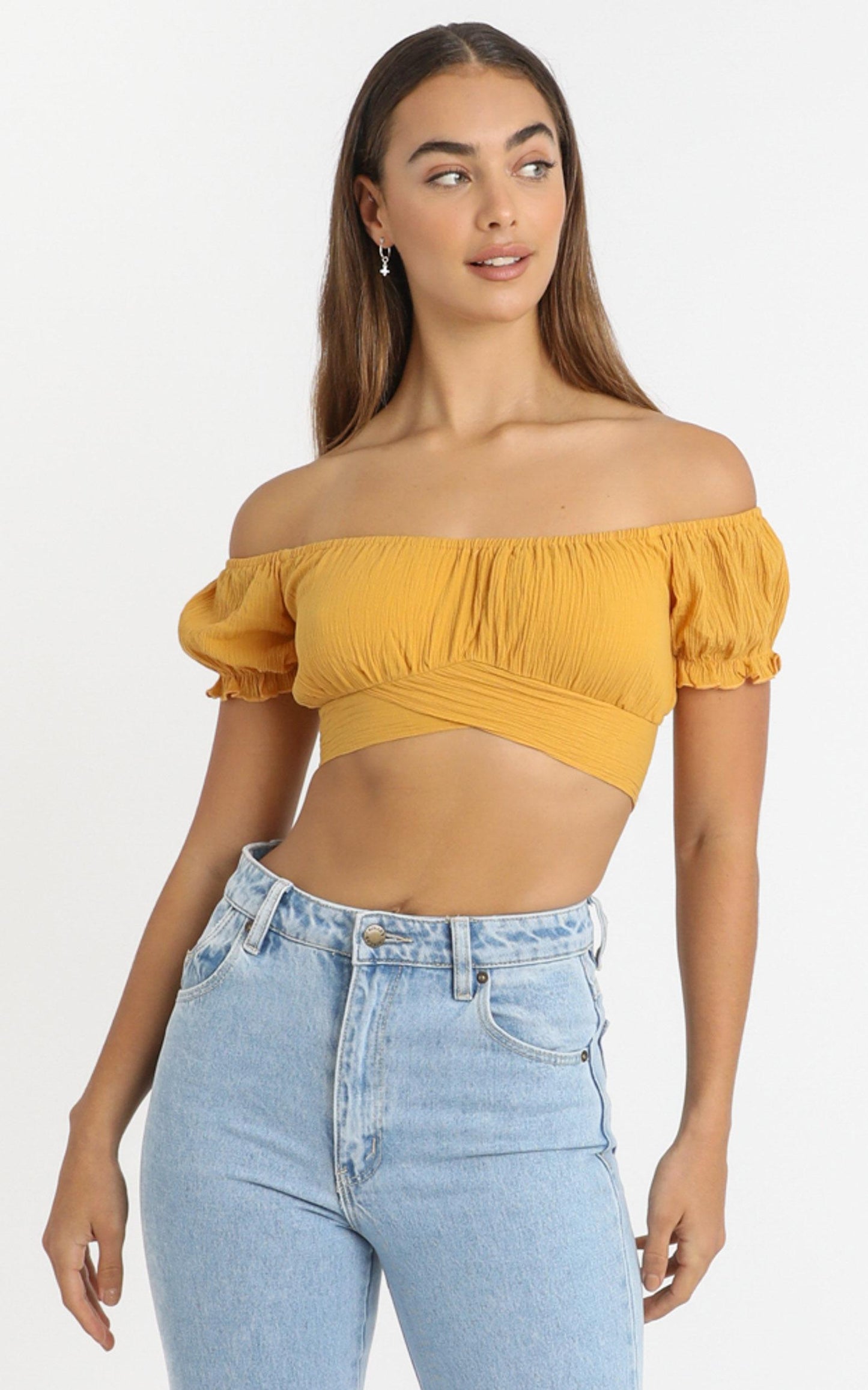 I Know You Top in mustard linen look