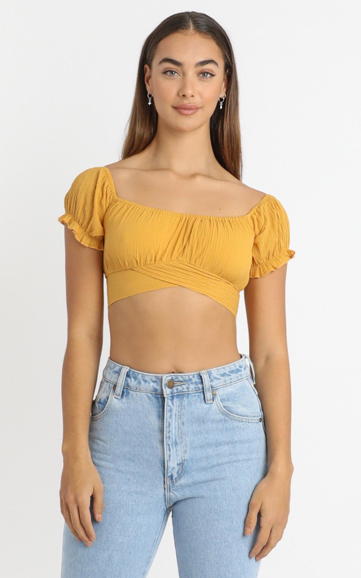 I Know You Top in mustard linen look