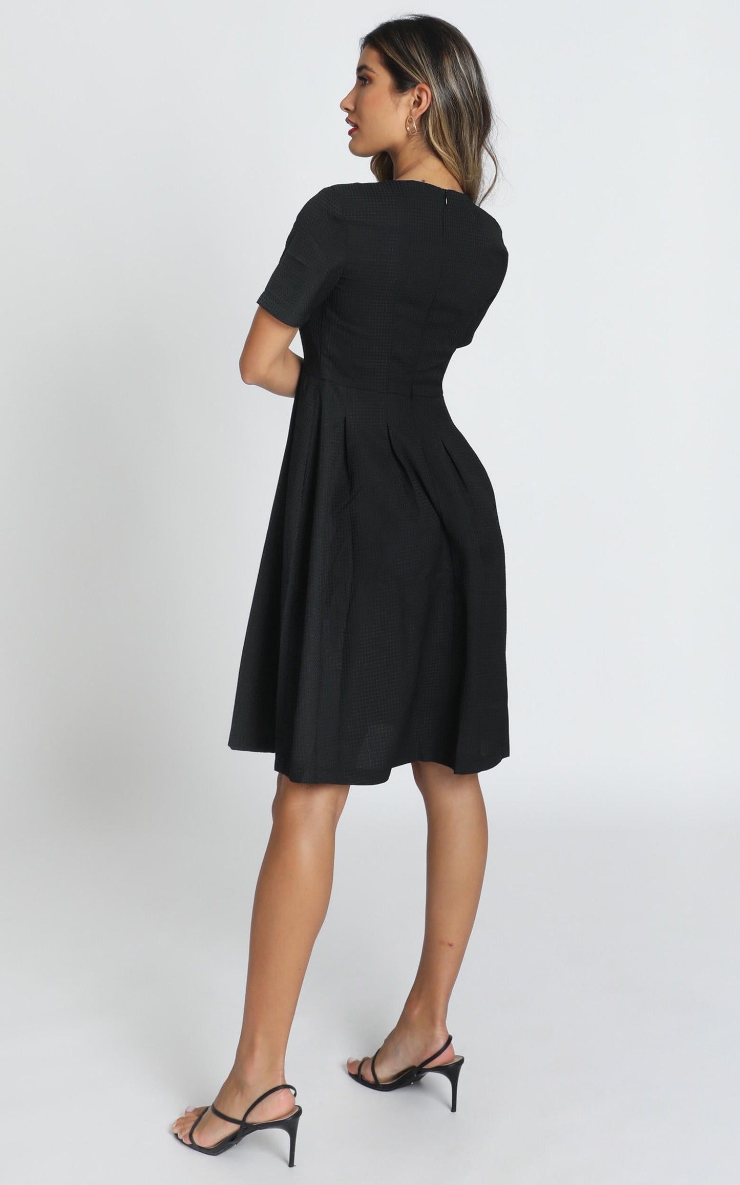 Meet The Parents Dress In Black