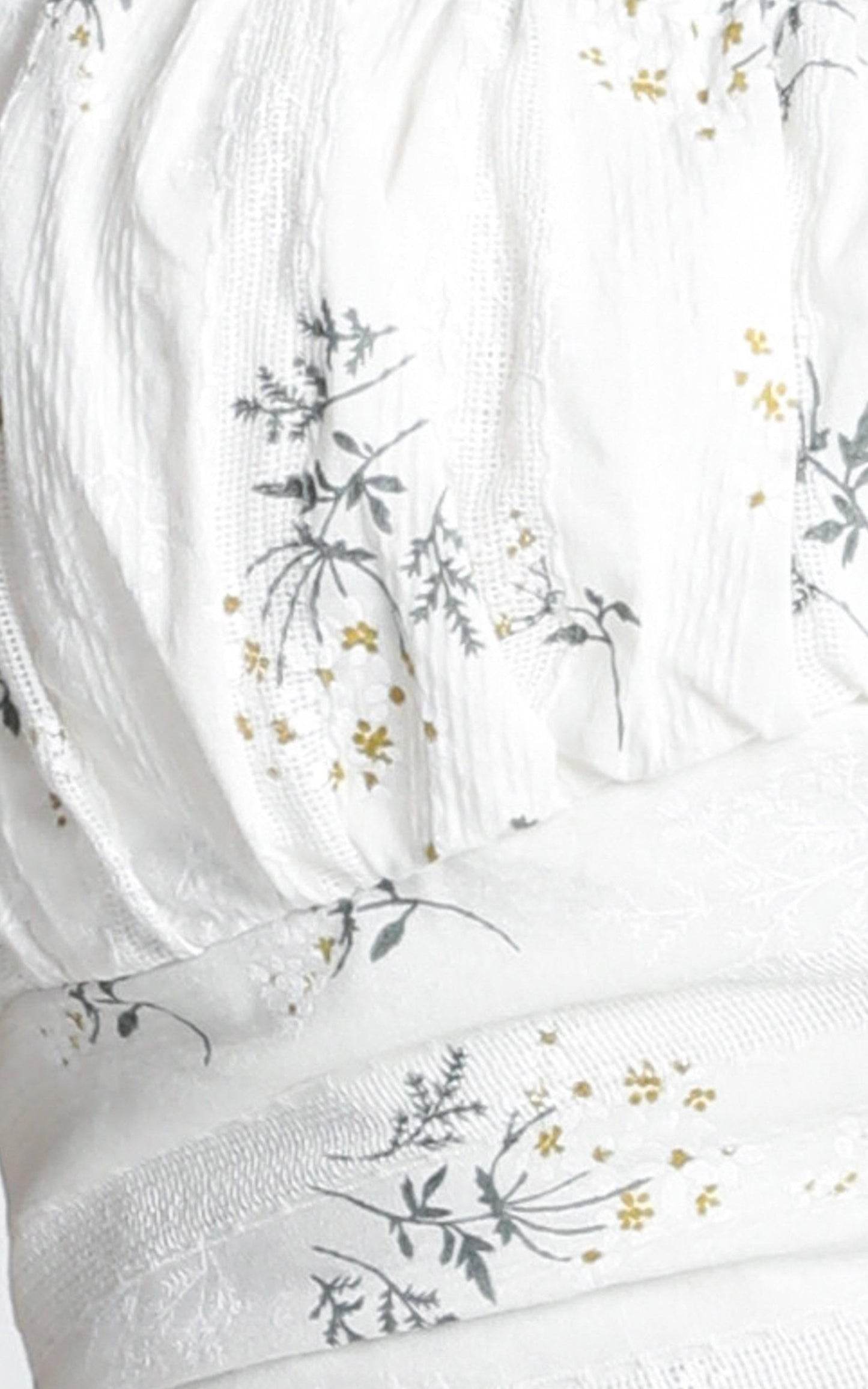 Immy Top In White Floral
