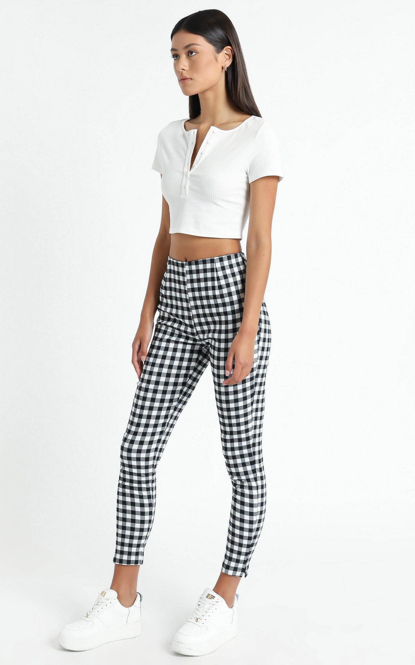 Indecisive Top in White