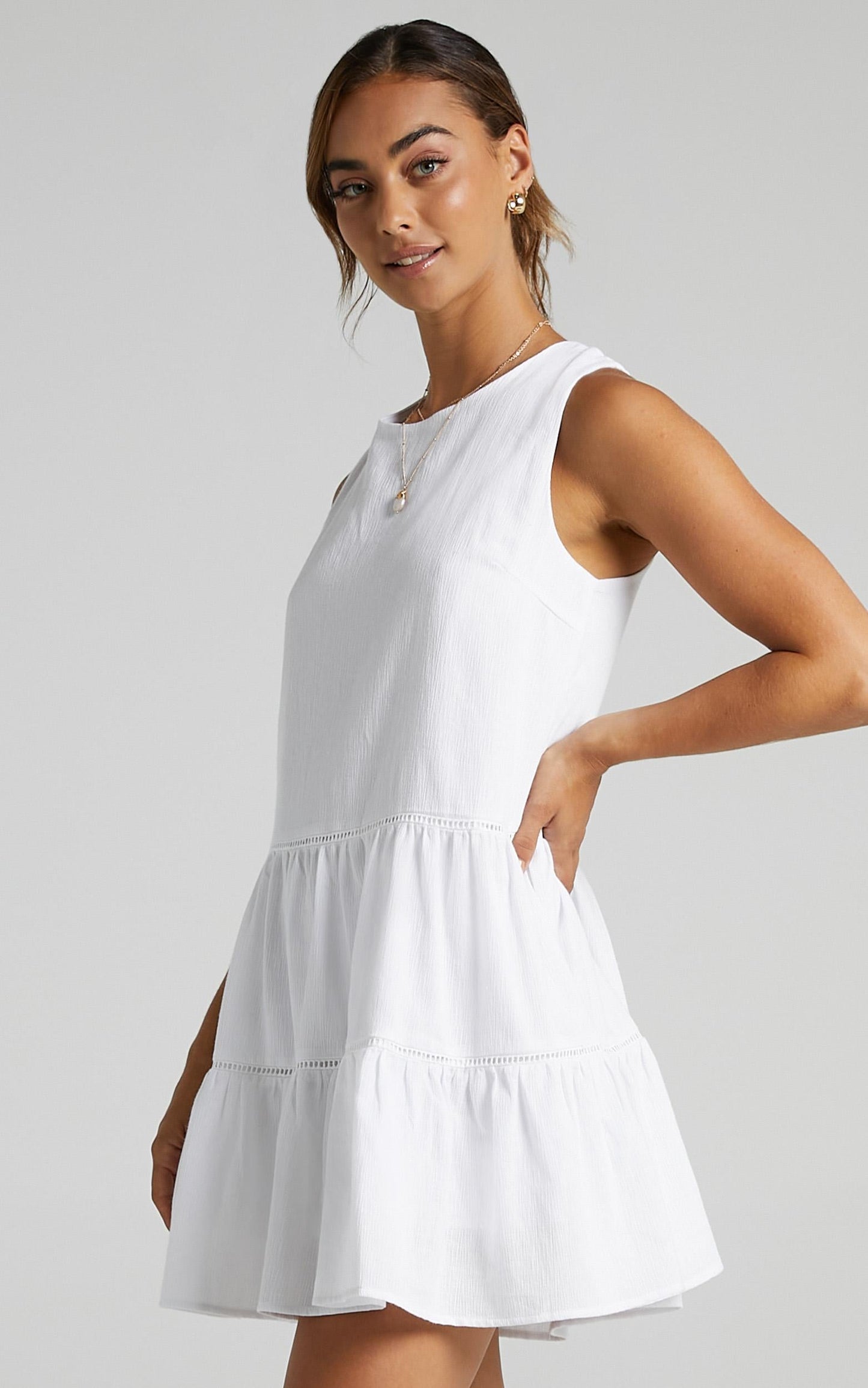 Inferi Dress in White