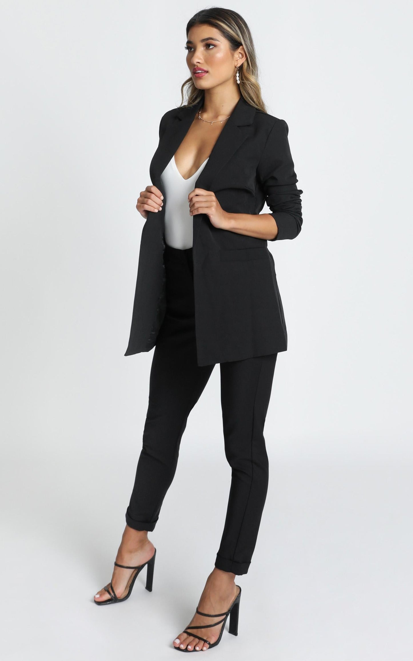 Inquisitive Lady Blazer In Black