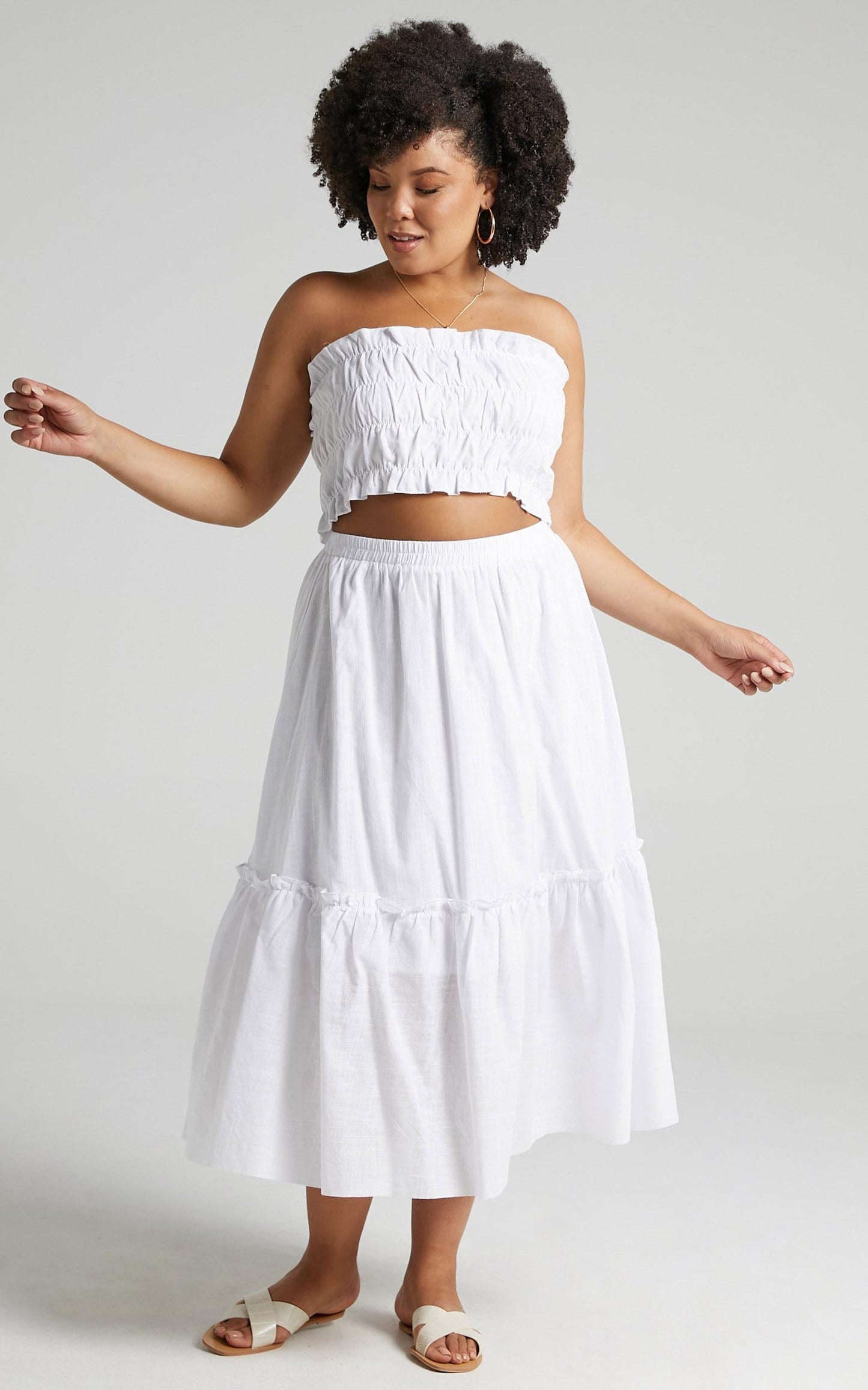 In Their Eyes Two Piece Set in White Linen Look