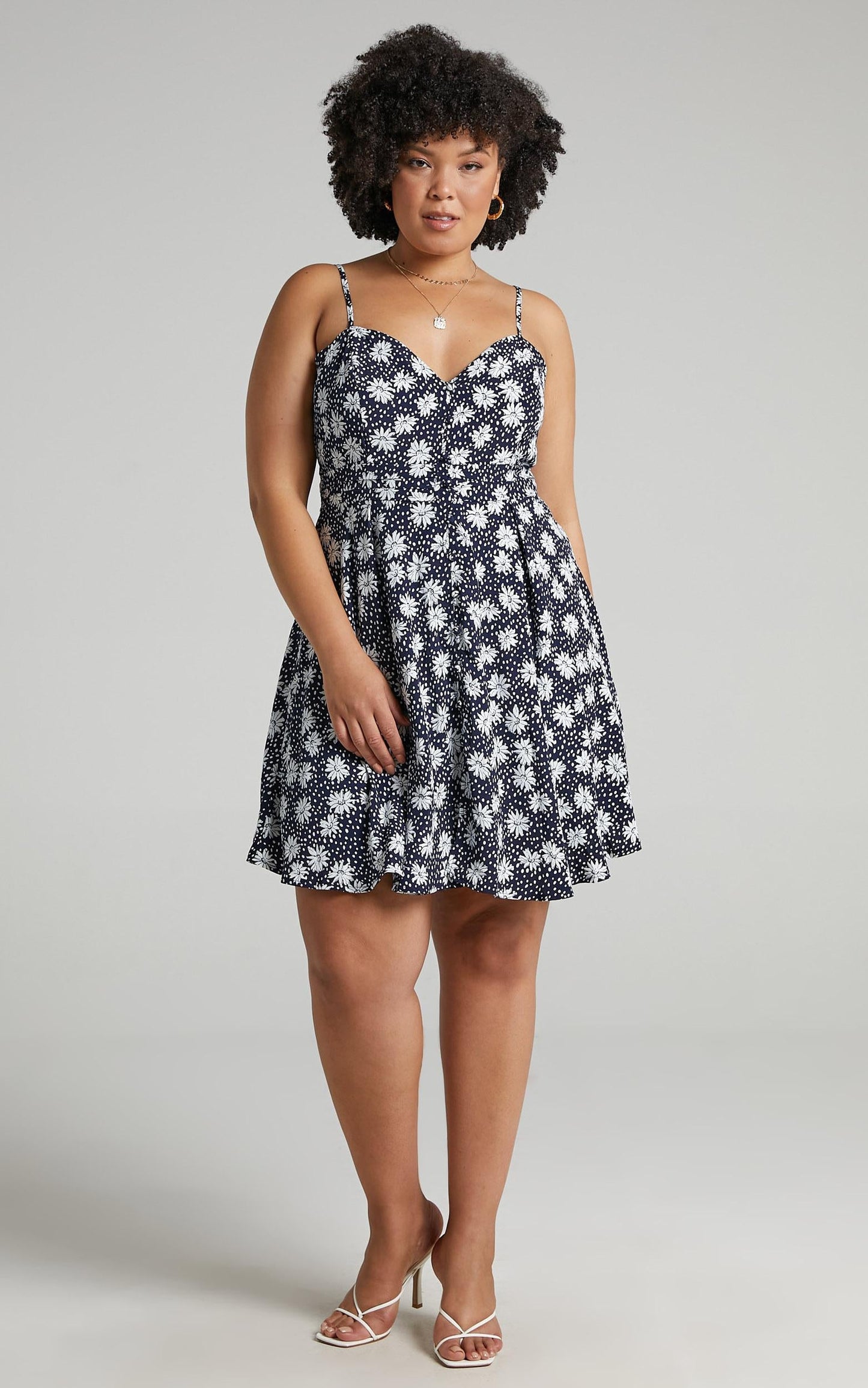 Island In The Sun Dress in Navy Floral