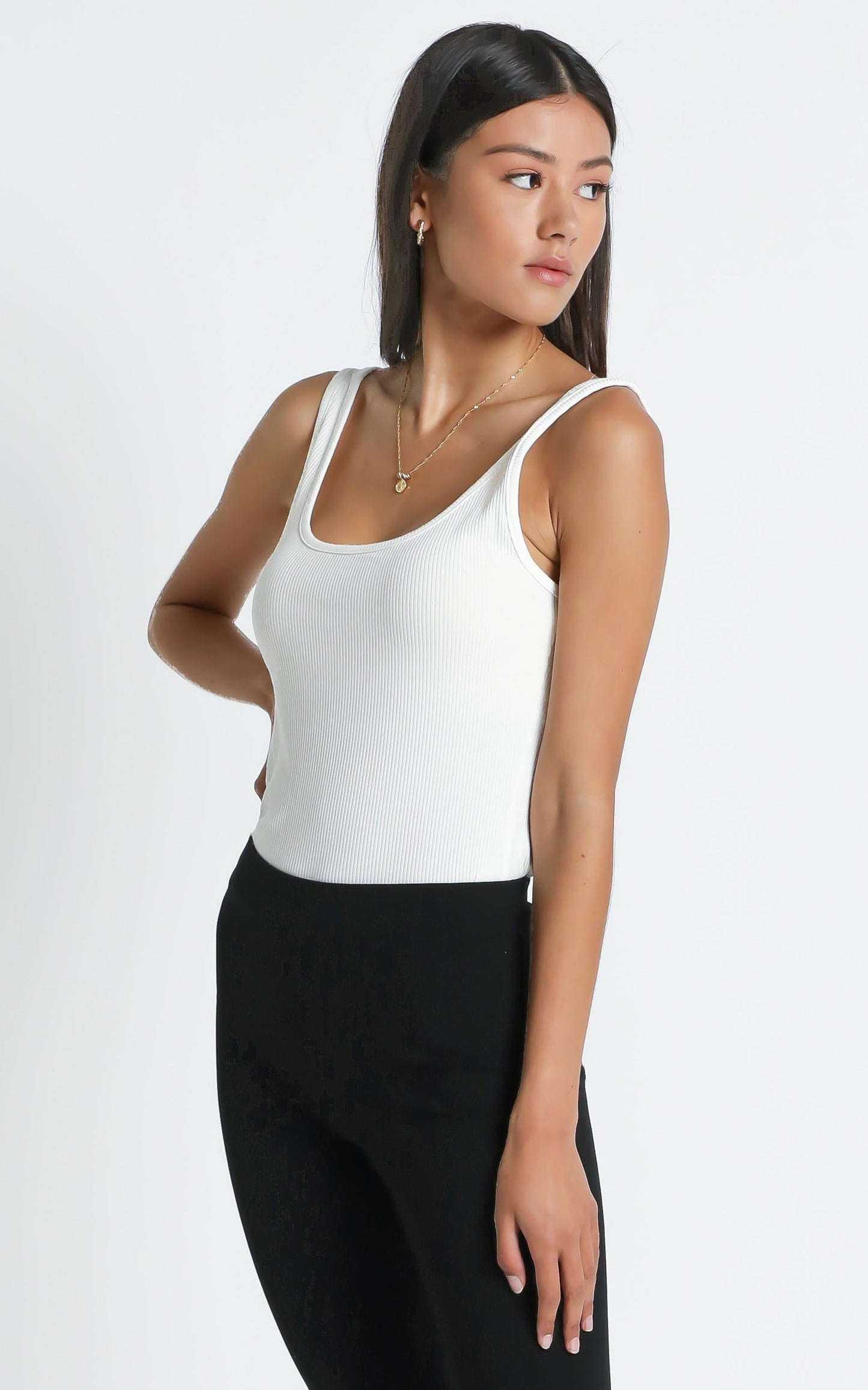 Jamarni Cami in White