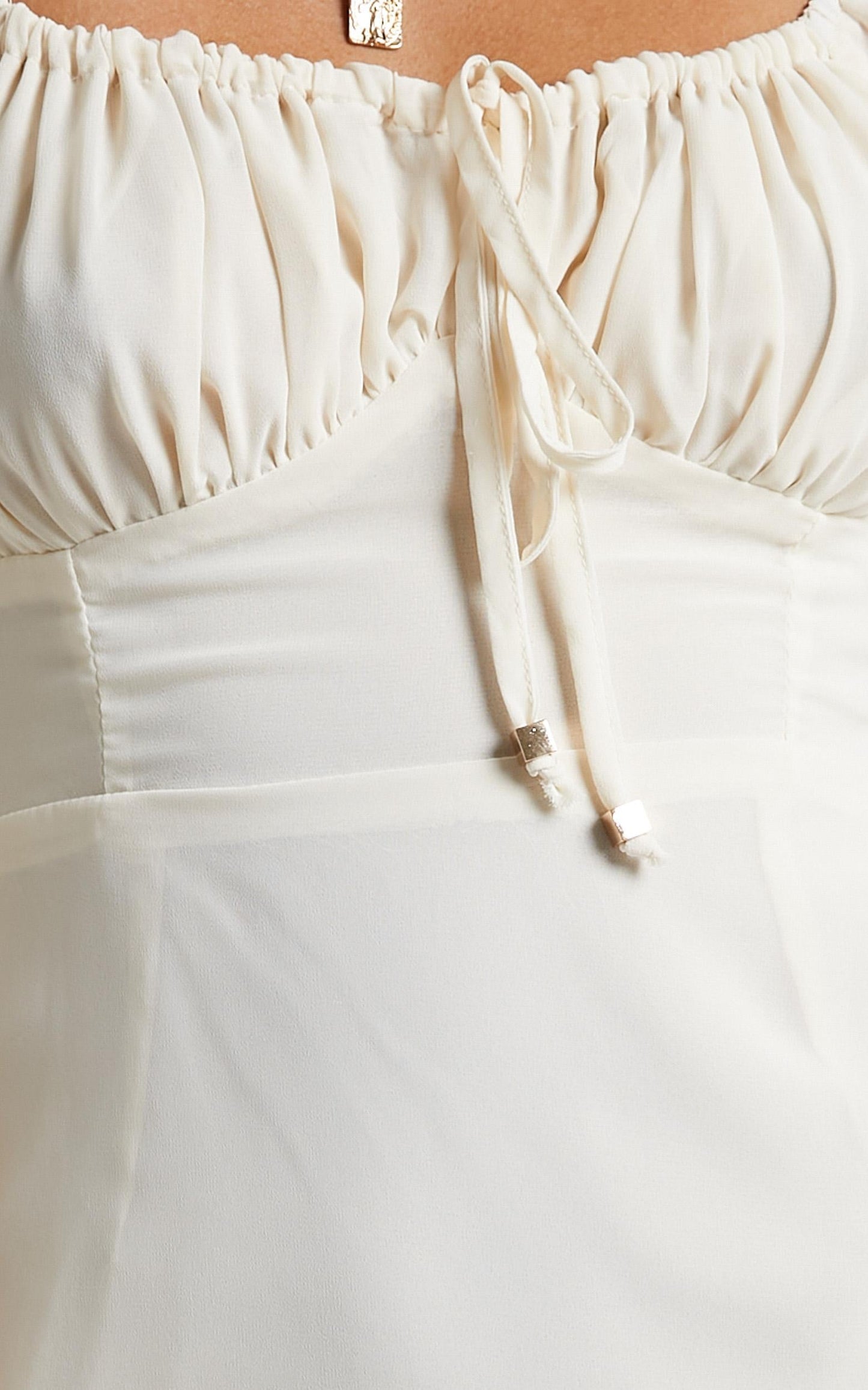 Jamesina Dress in Cream