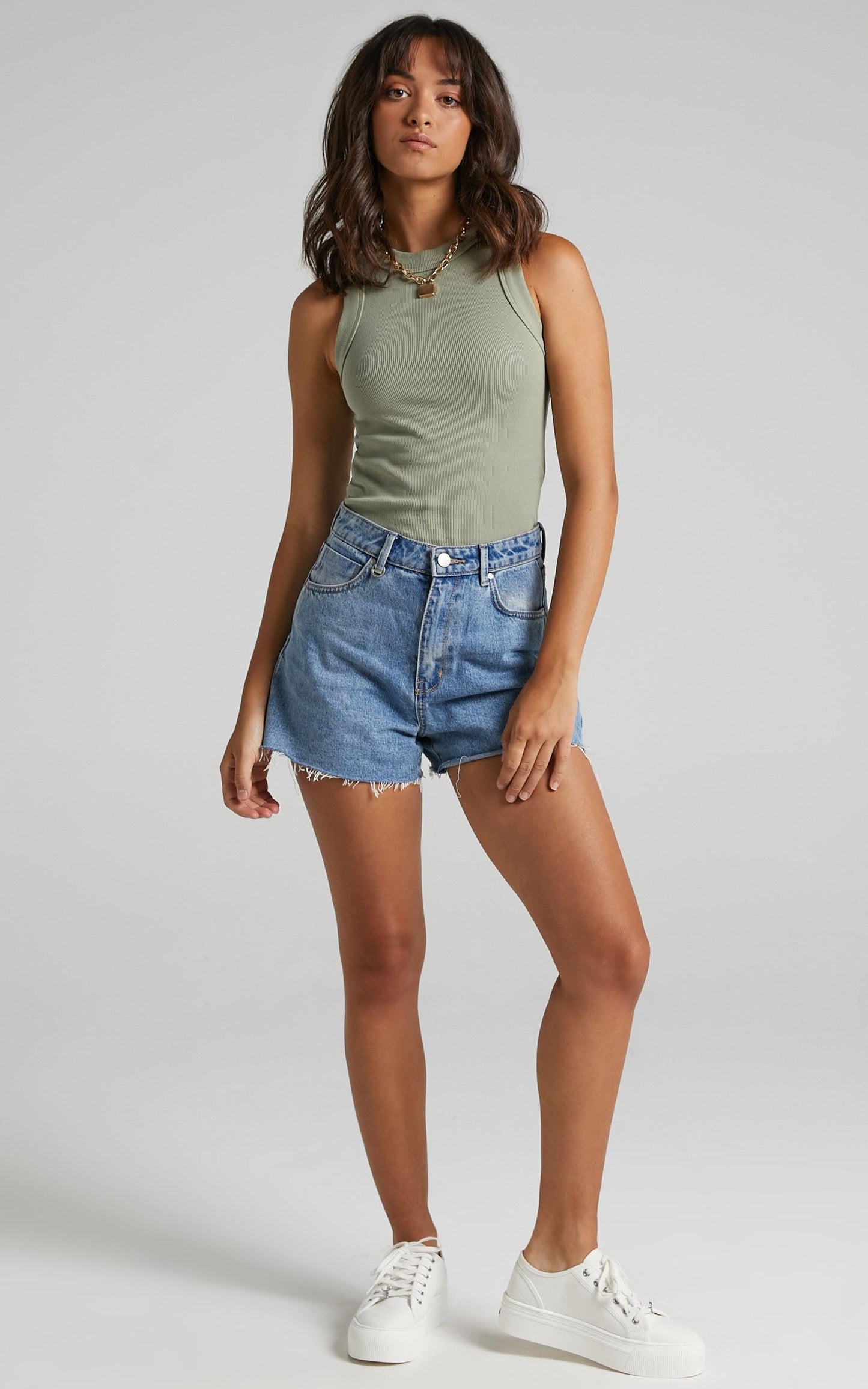 Neuw - Jonesy Singlet in Oil Green