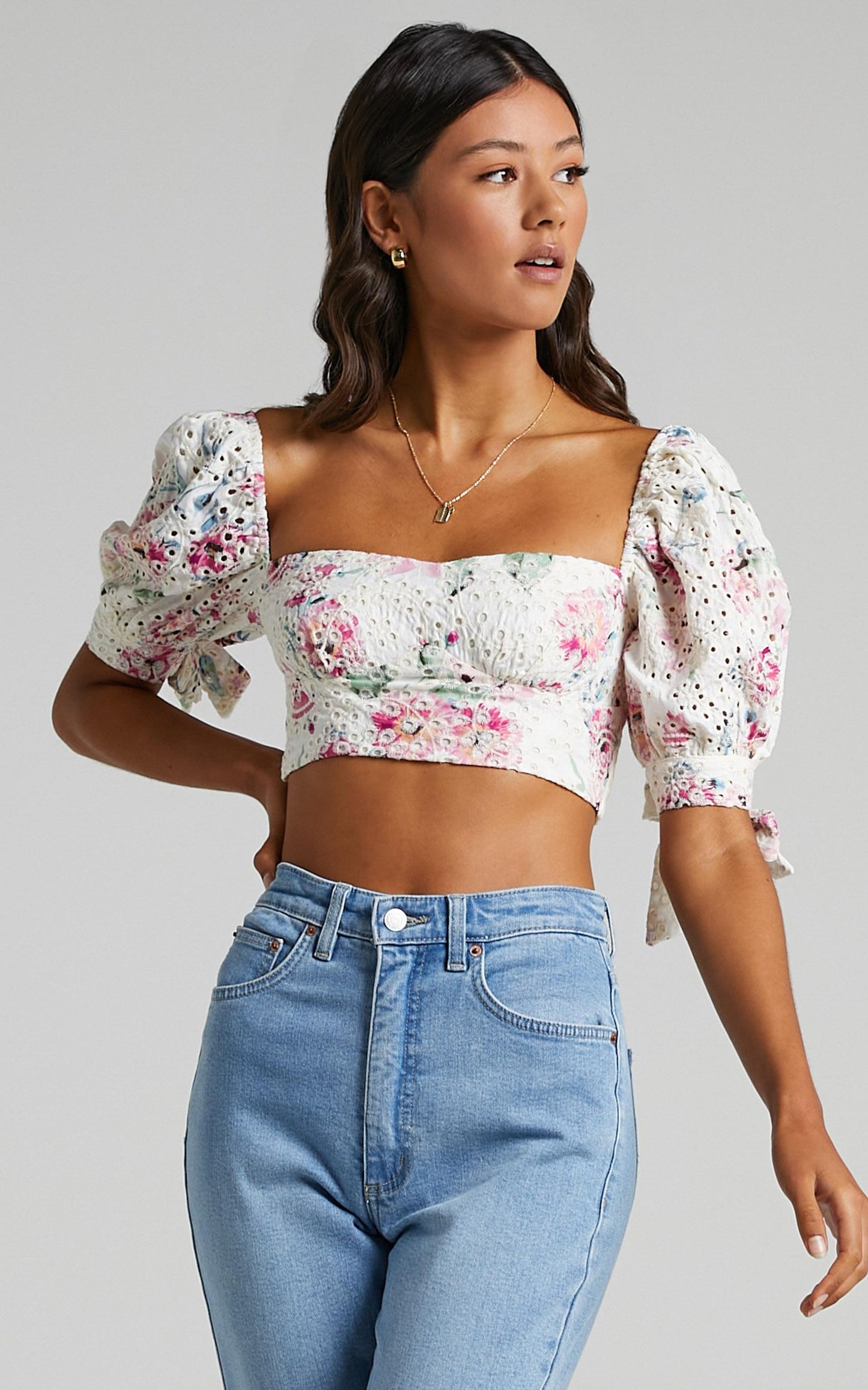 Junee Top in White Floral
