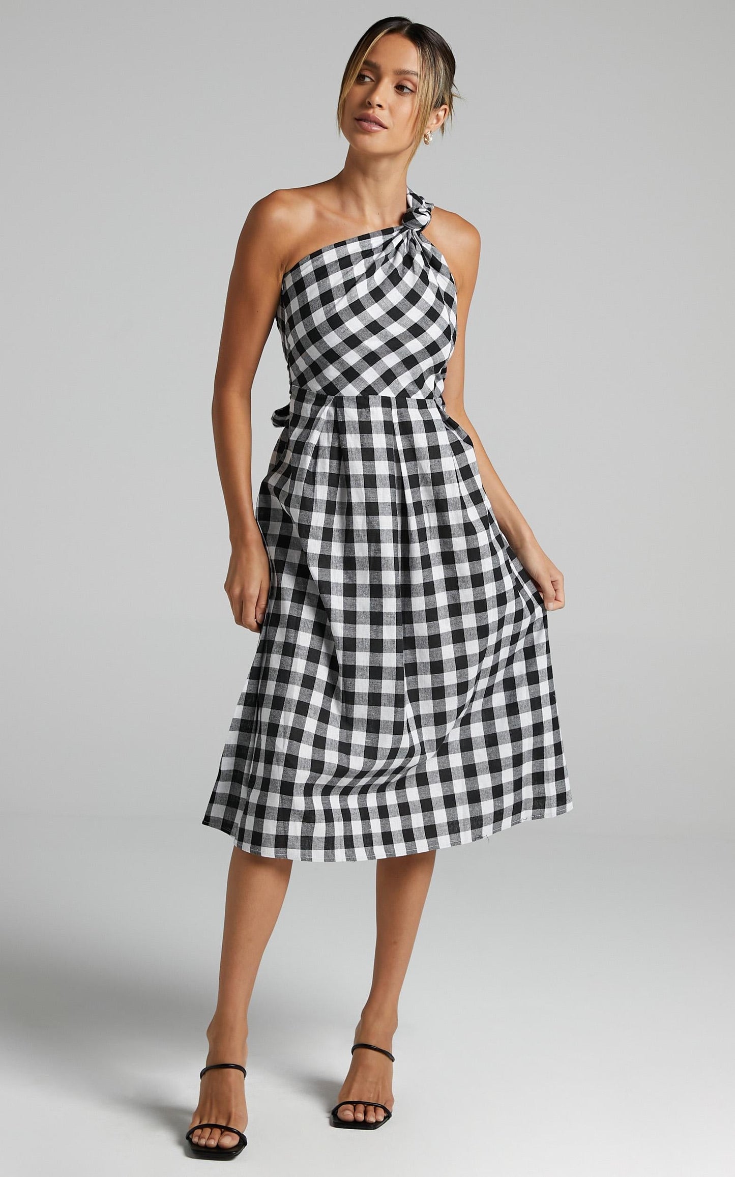 Lakeyn Dress in Black Gingham