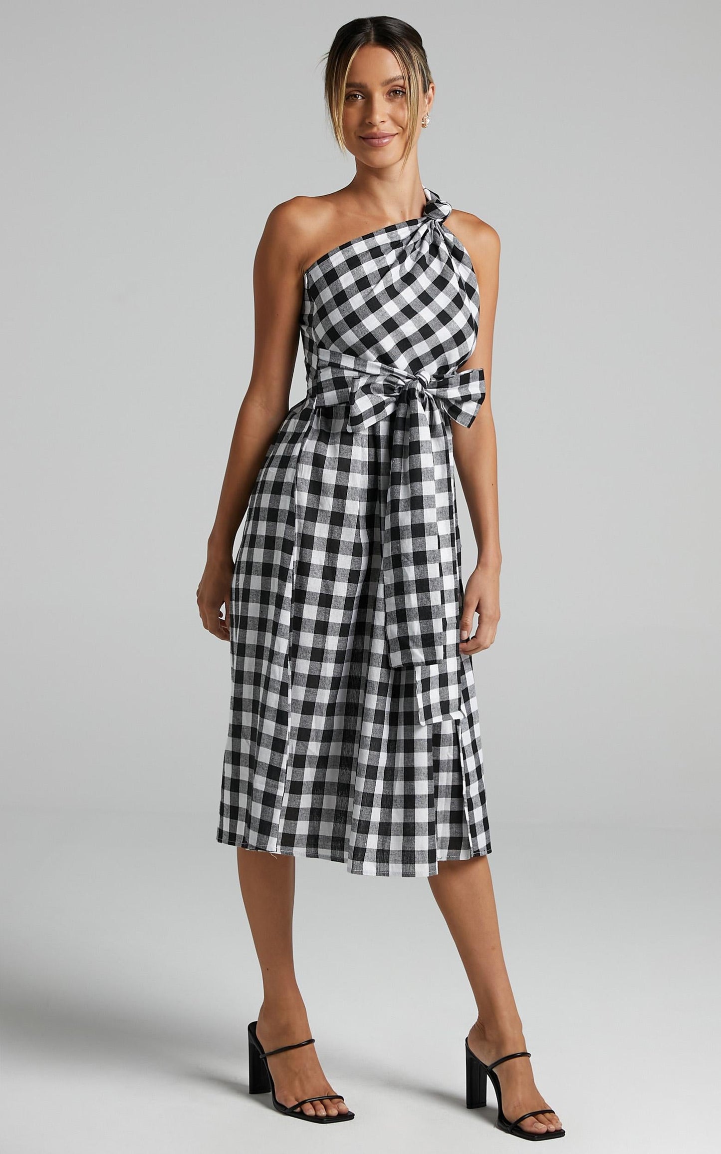 Lakeyn Dress in Black Gingham
