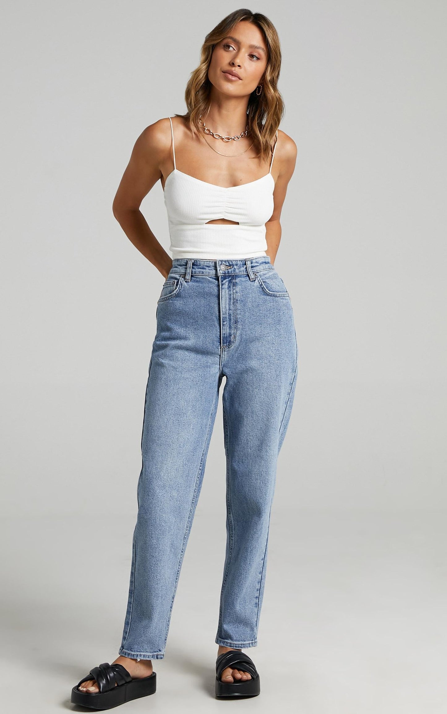Lee - Hourglass High Mom Jeans in Bias Blue