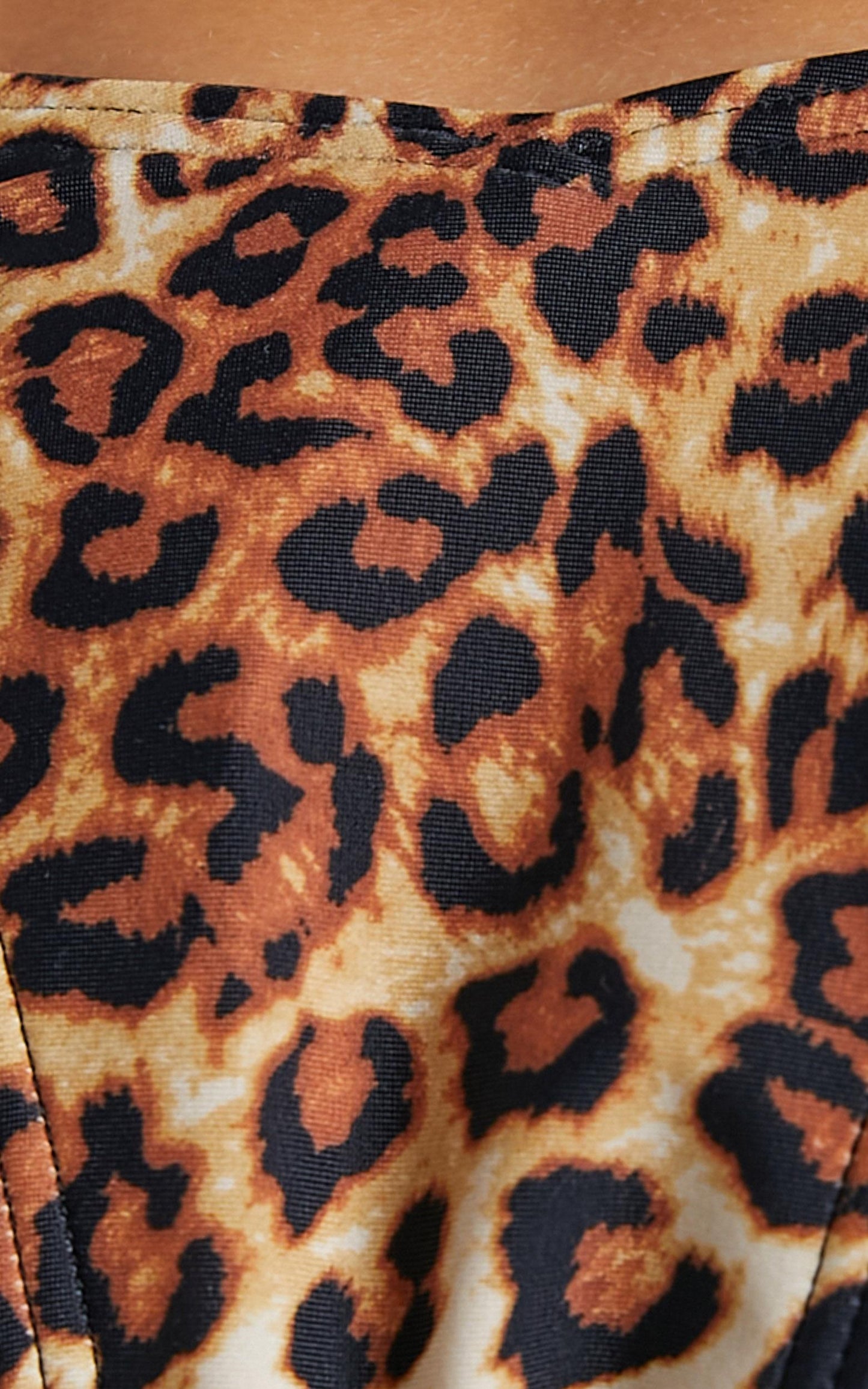 Twiin - Cindy Strappy Bikini Bottoms in Leopard