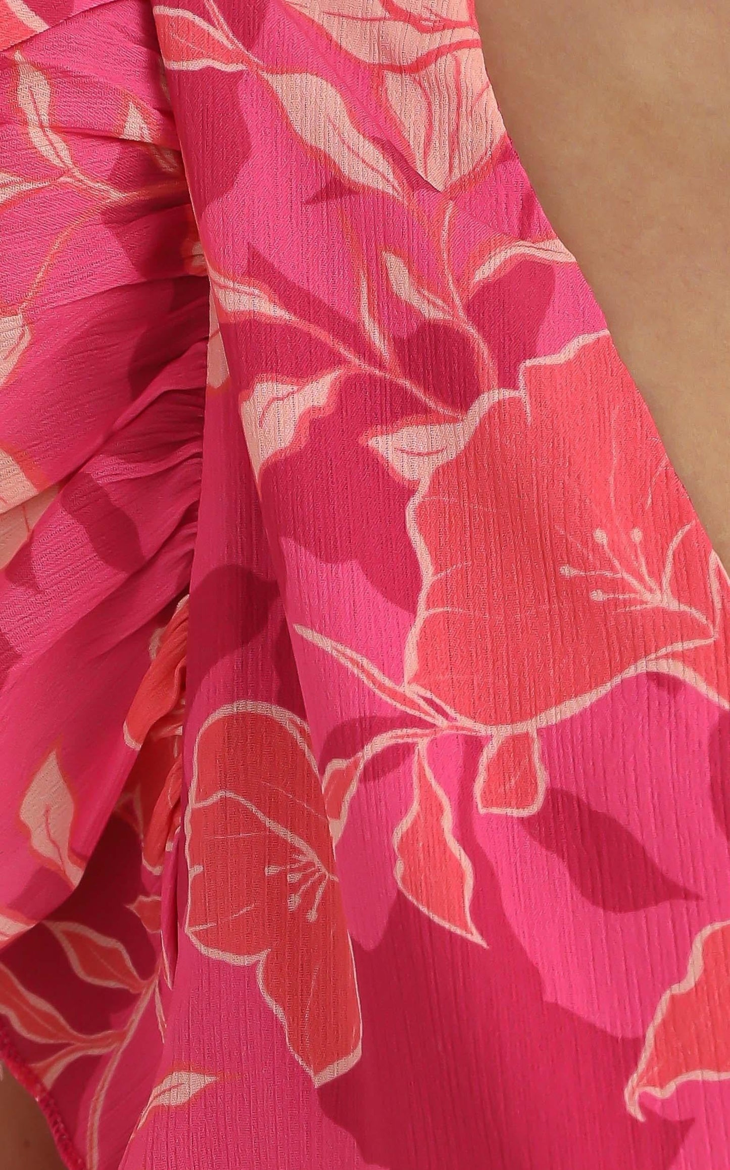Lets Mingle Top in Berry Floral