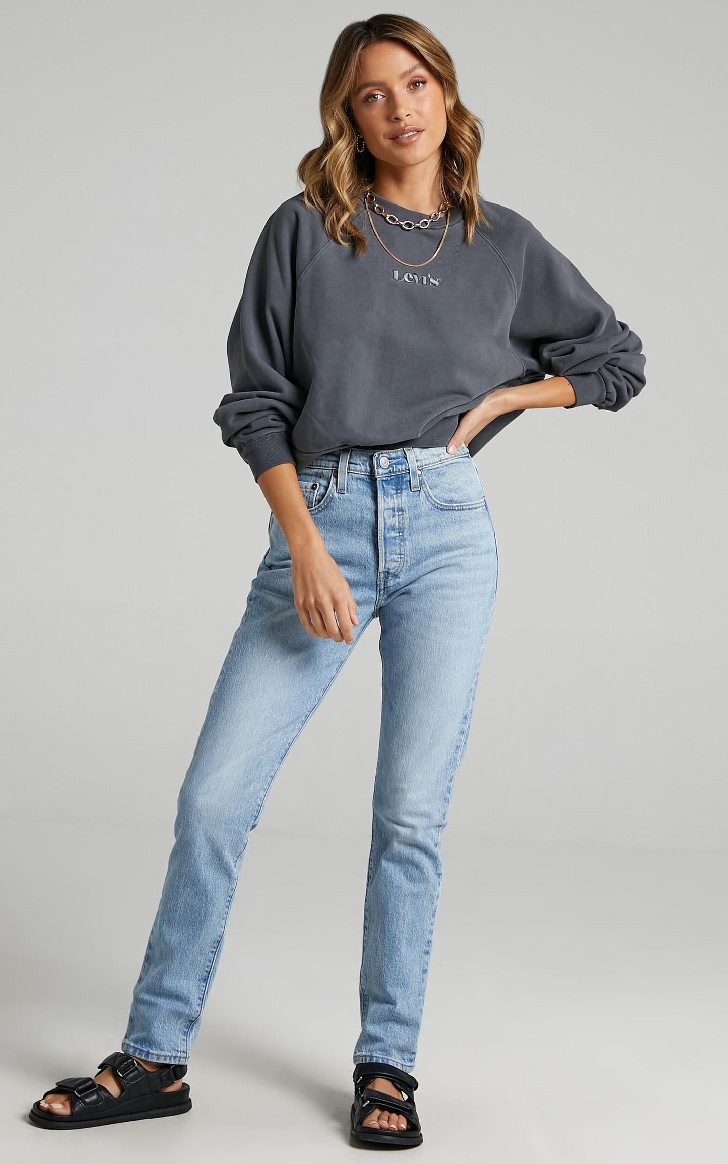 Levi's - Vintage Raglan Jumper in Blackened Pearl