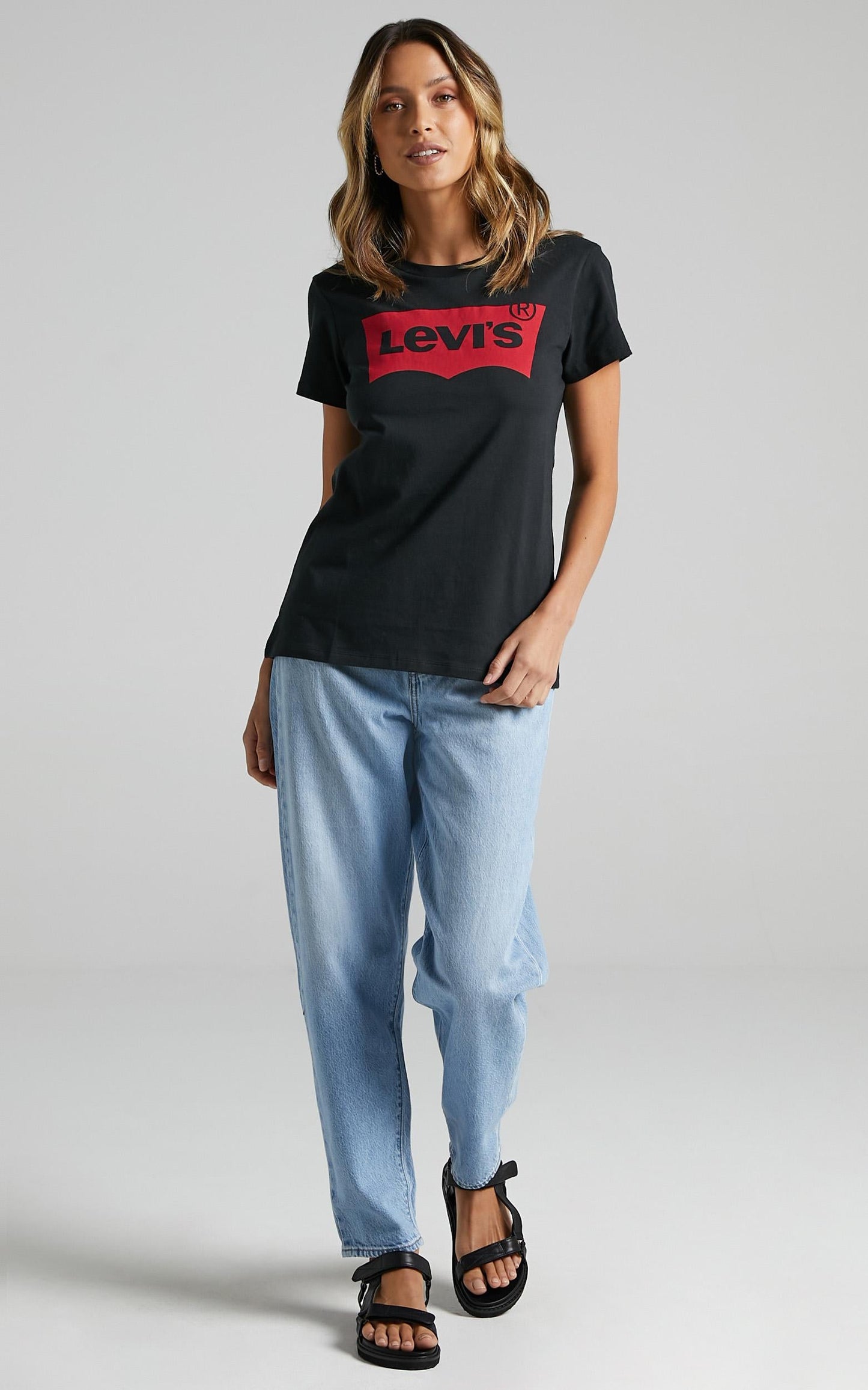Levi's - Perfect Batwing Tee in Mineral Black