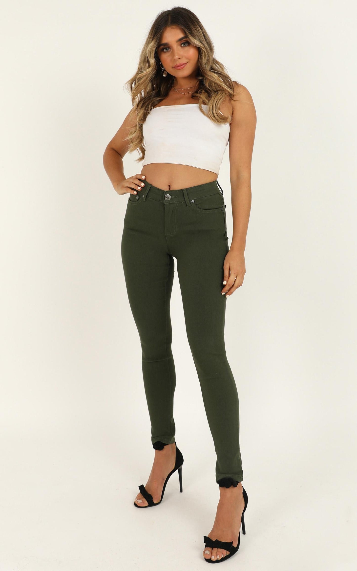 Fill Me In Jeggings In Khaki