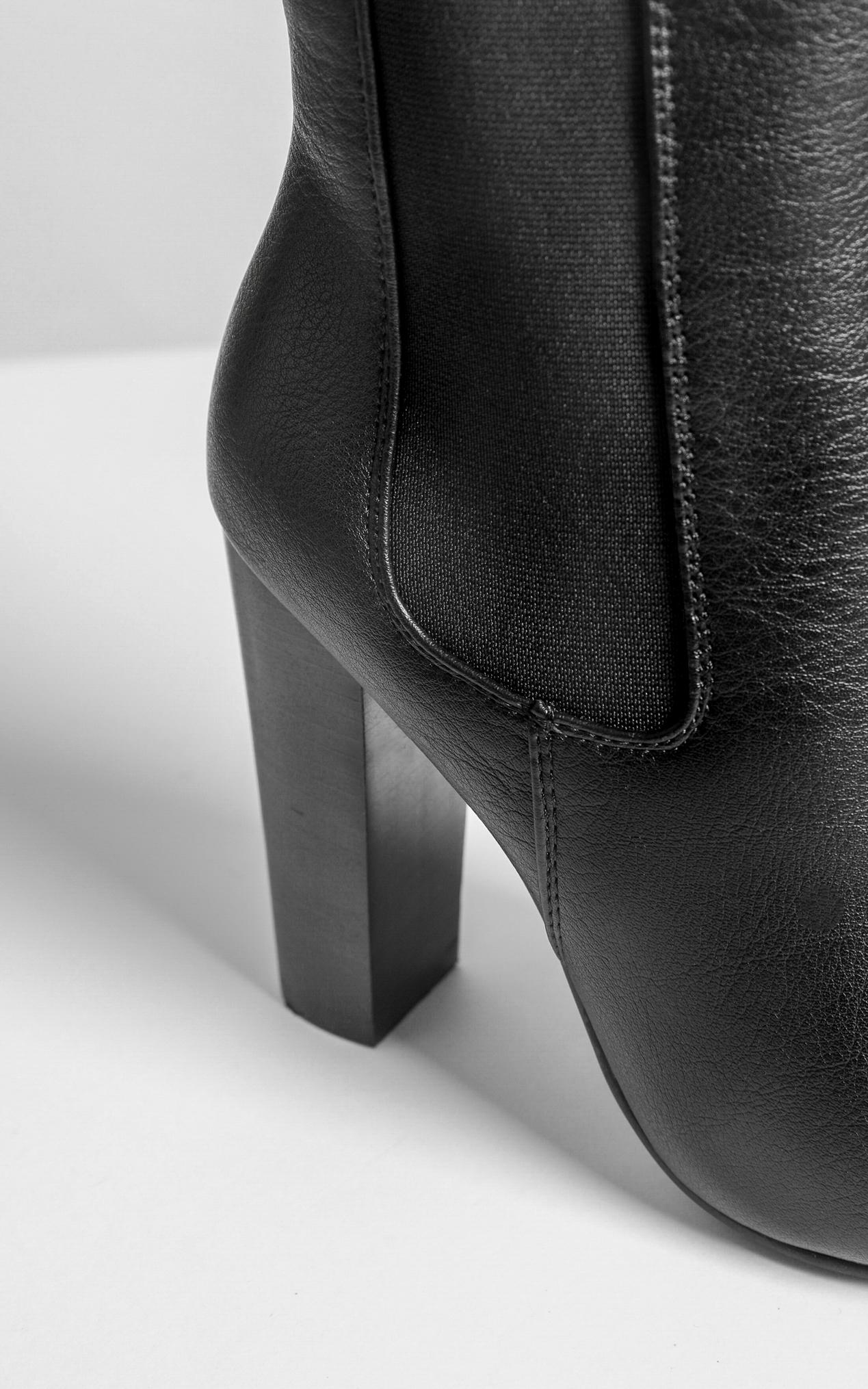 Billini - Lillia Boots In Black