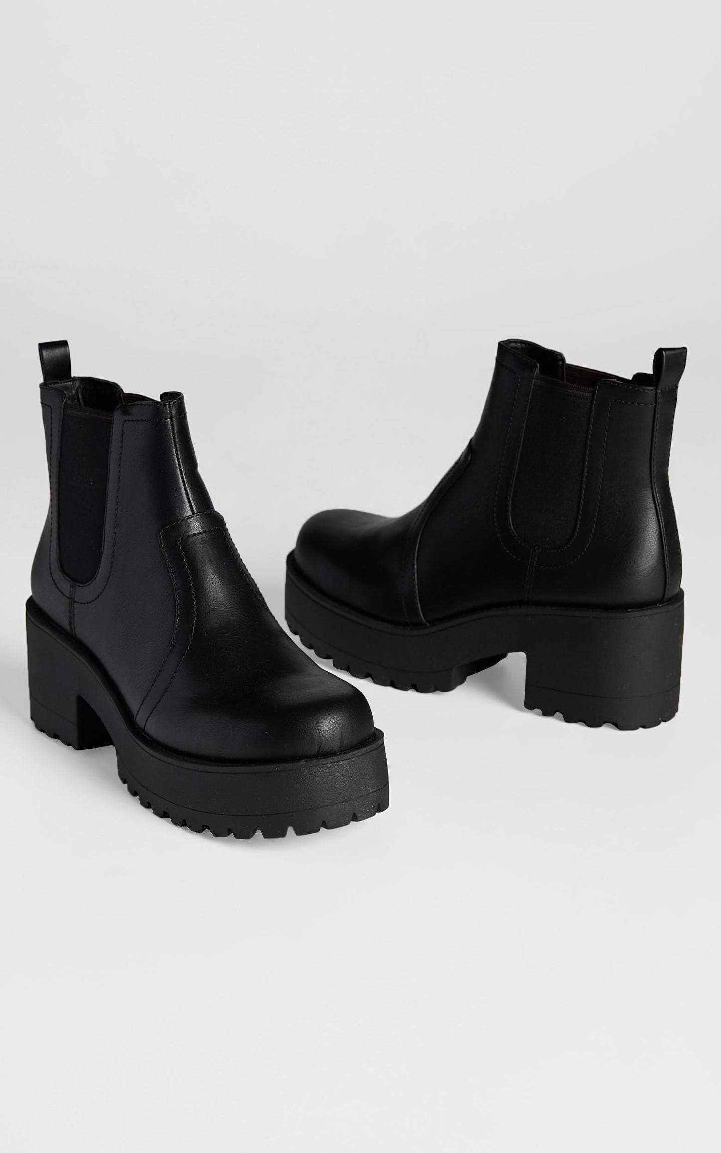 Lipstik - Eamon Boots in Black