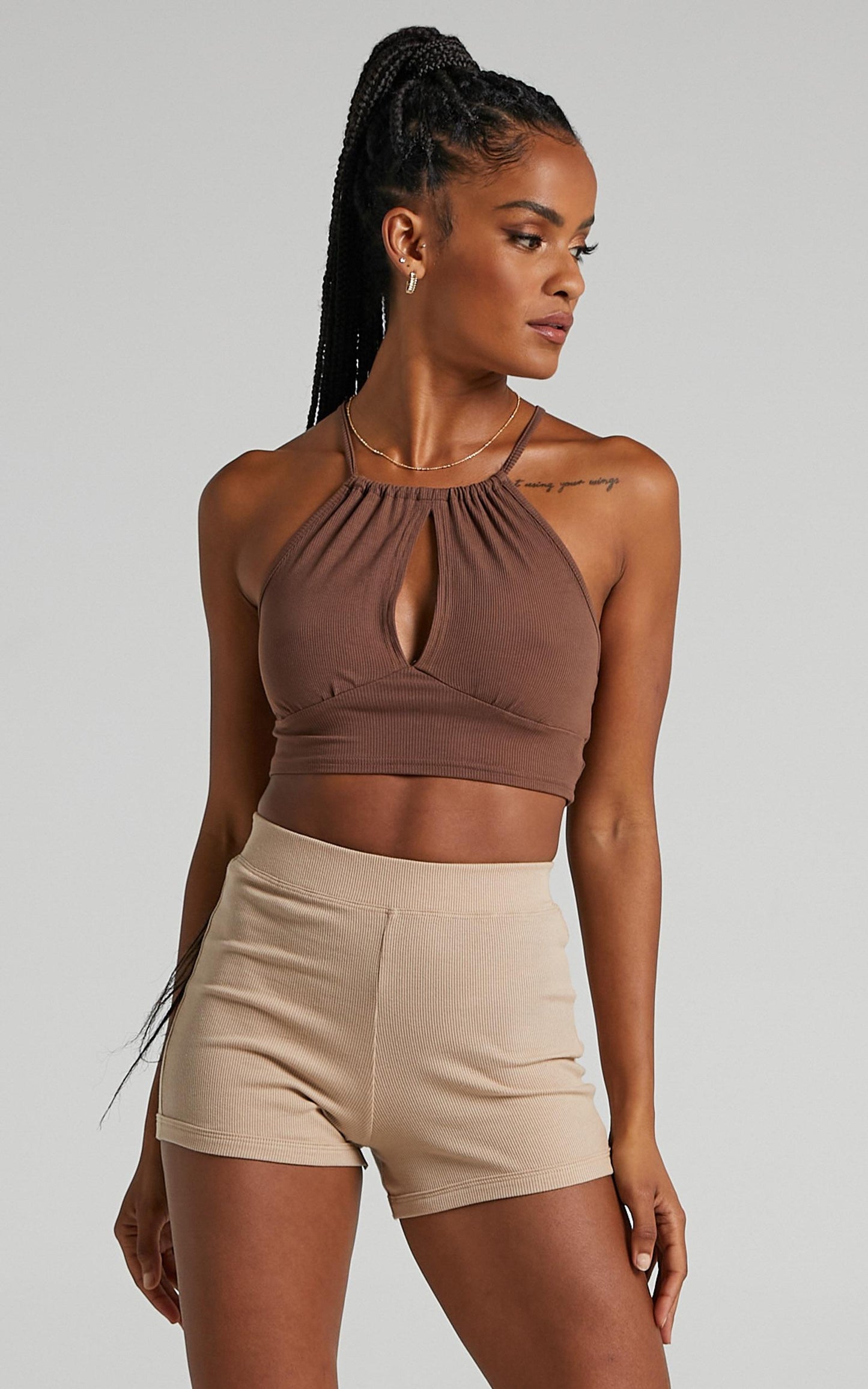 Llani Shorts in Beige
