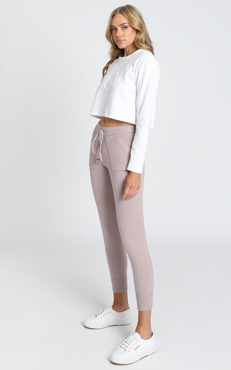 Lounge In Style Knit Pant in Mocha Marle