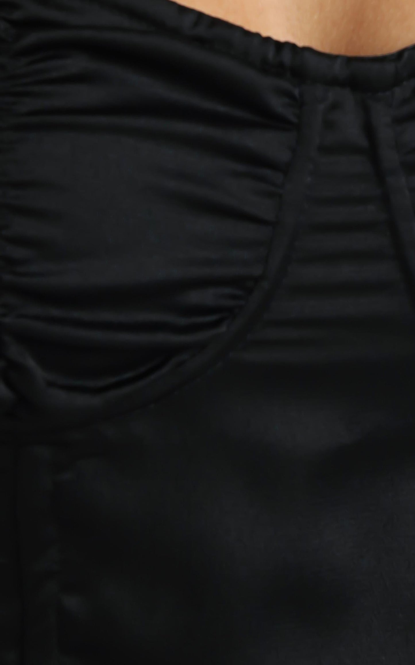Lioness - Bood Up Top in Black