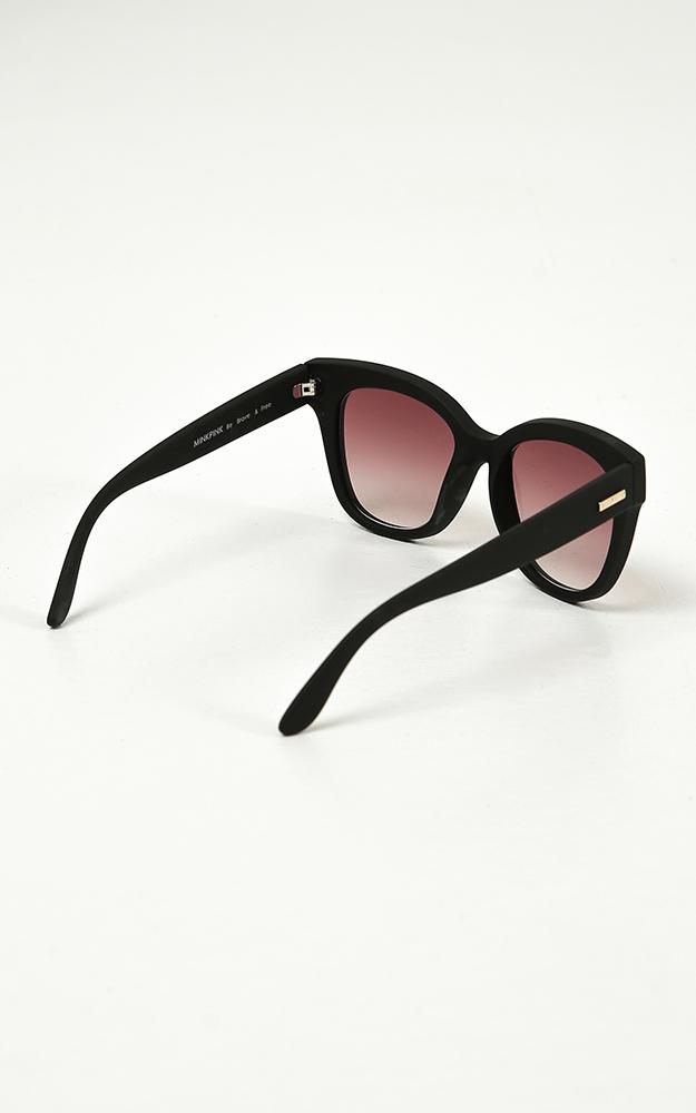 MinkPink - Lucid Sunglasses In Black Rubber