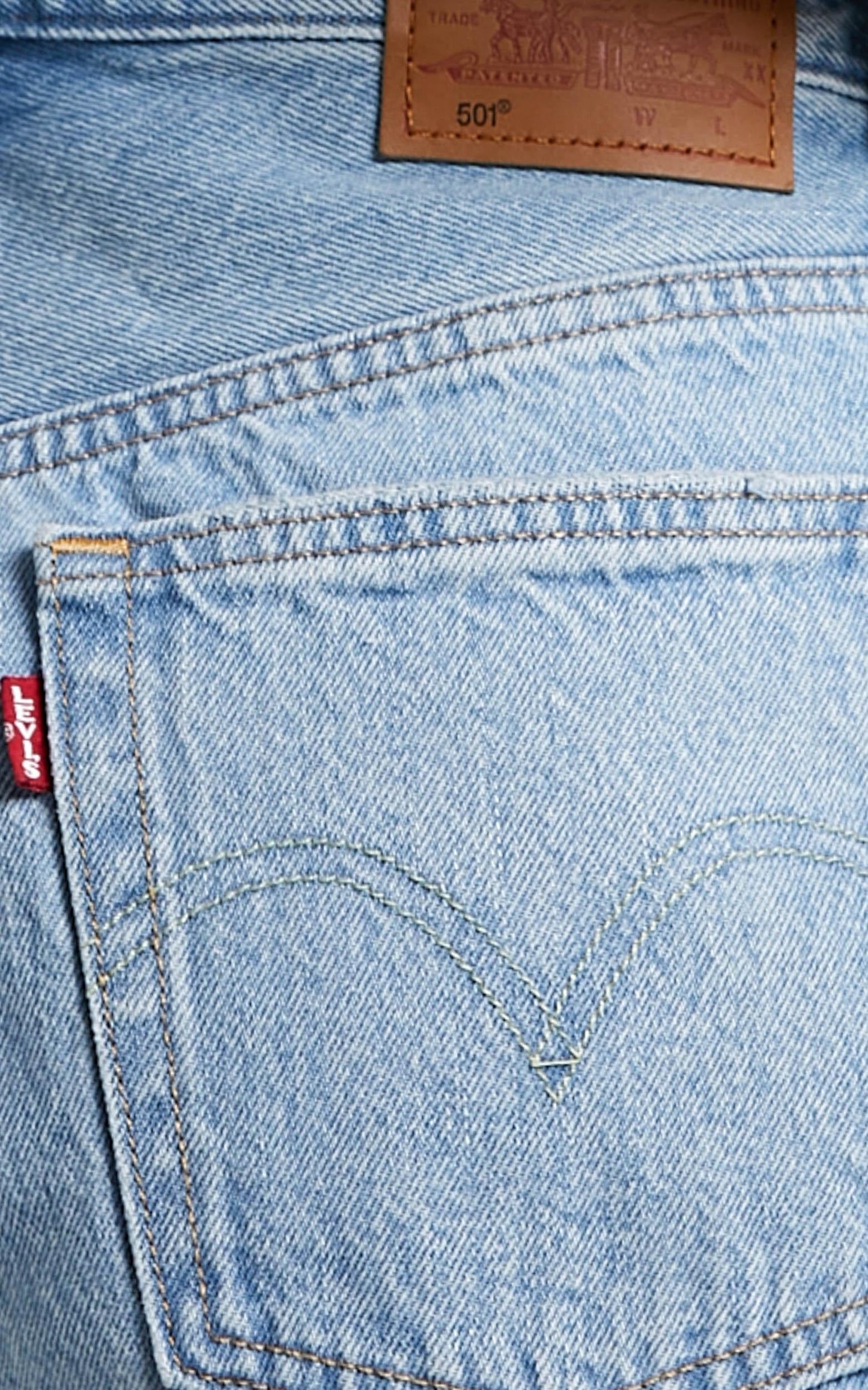 Levi's - 501 Original Denim Shorts in OJAI LUXOR HEAT