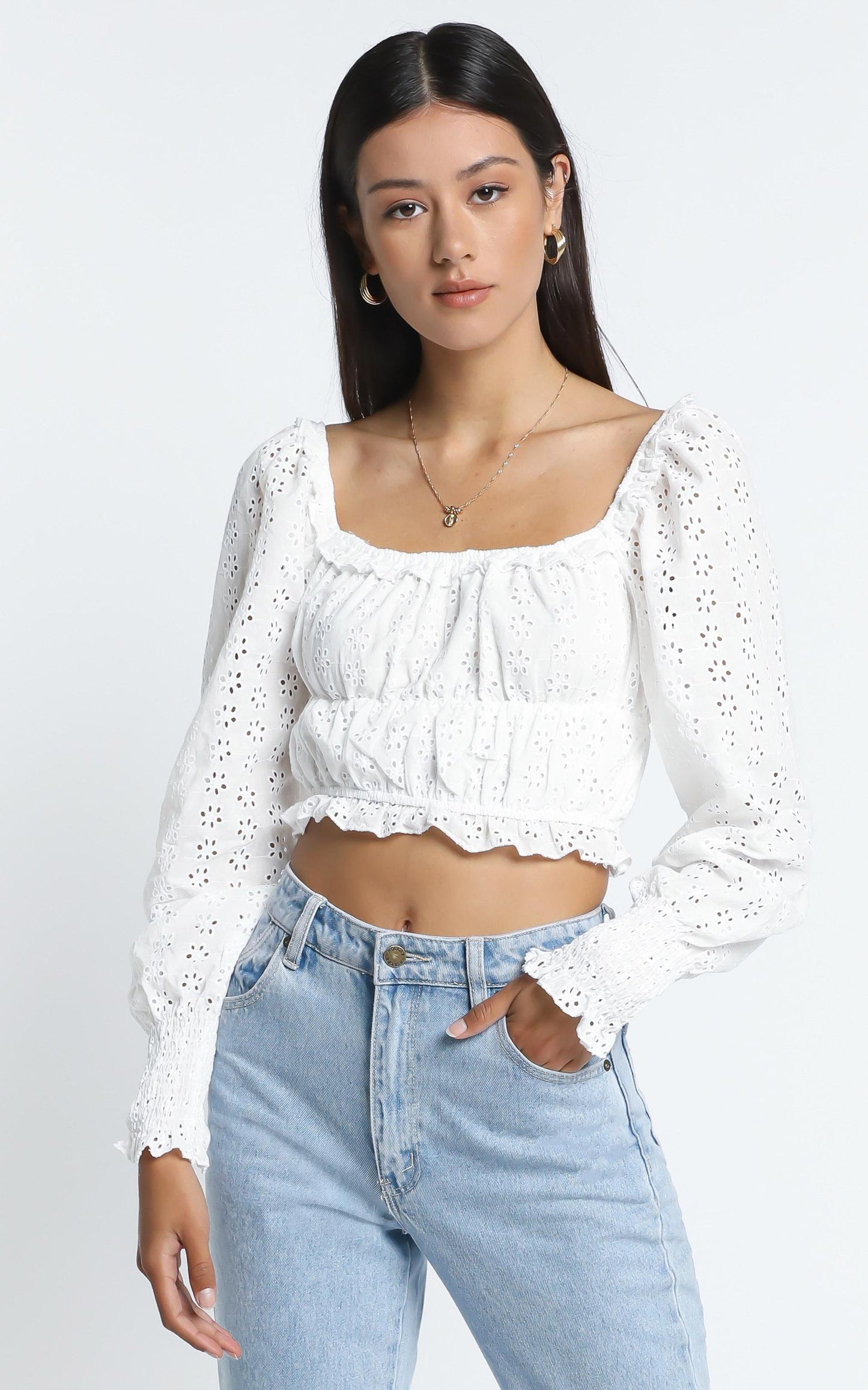 Maceline Embroidery Top in White