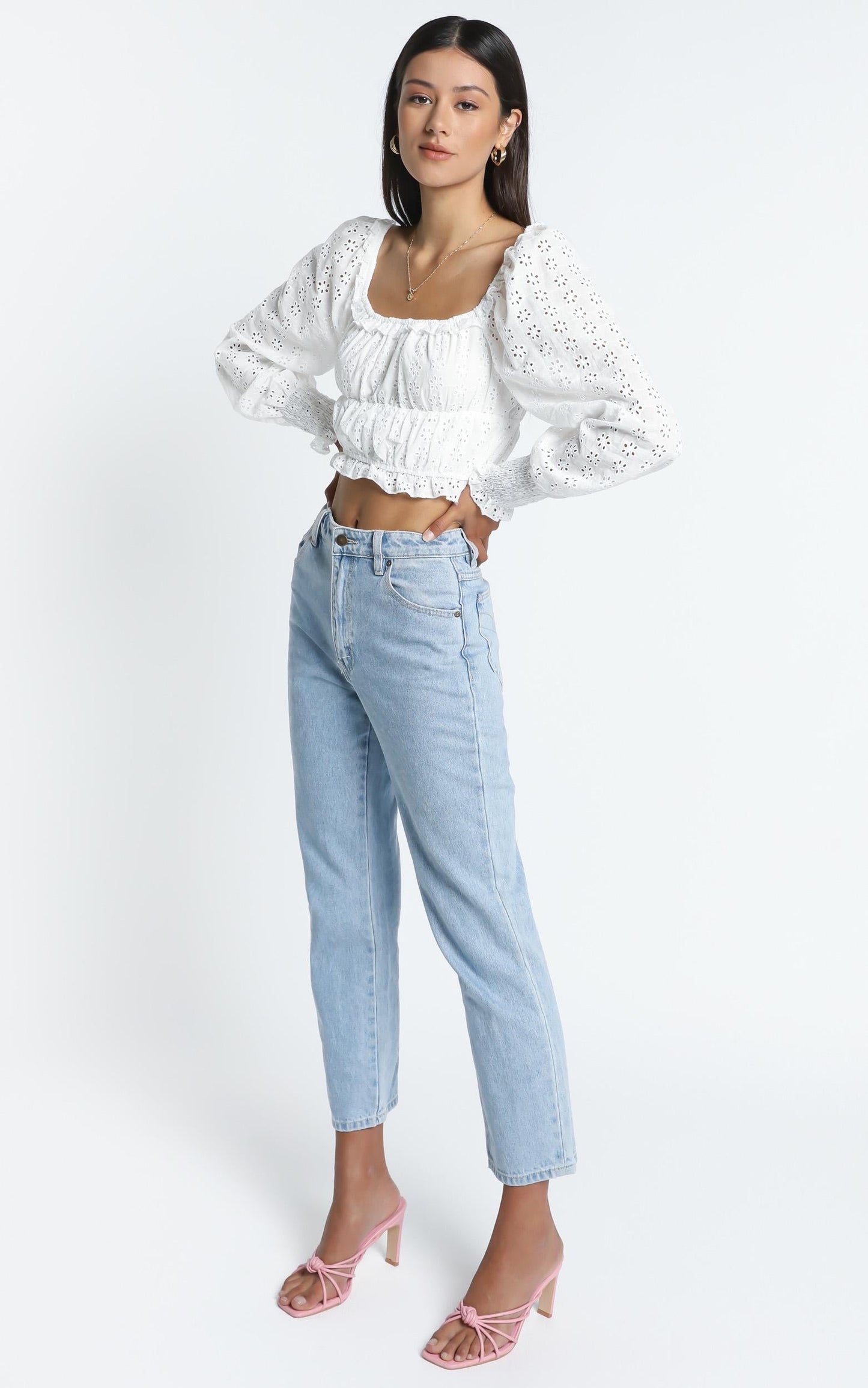 Maceline Embroidery Top in White