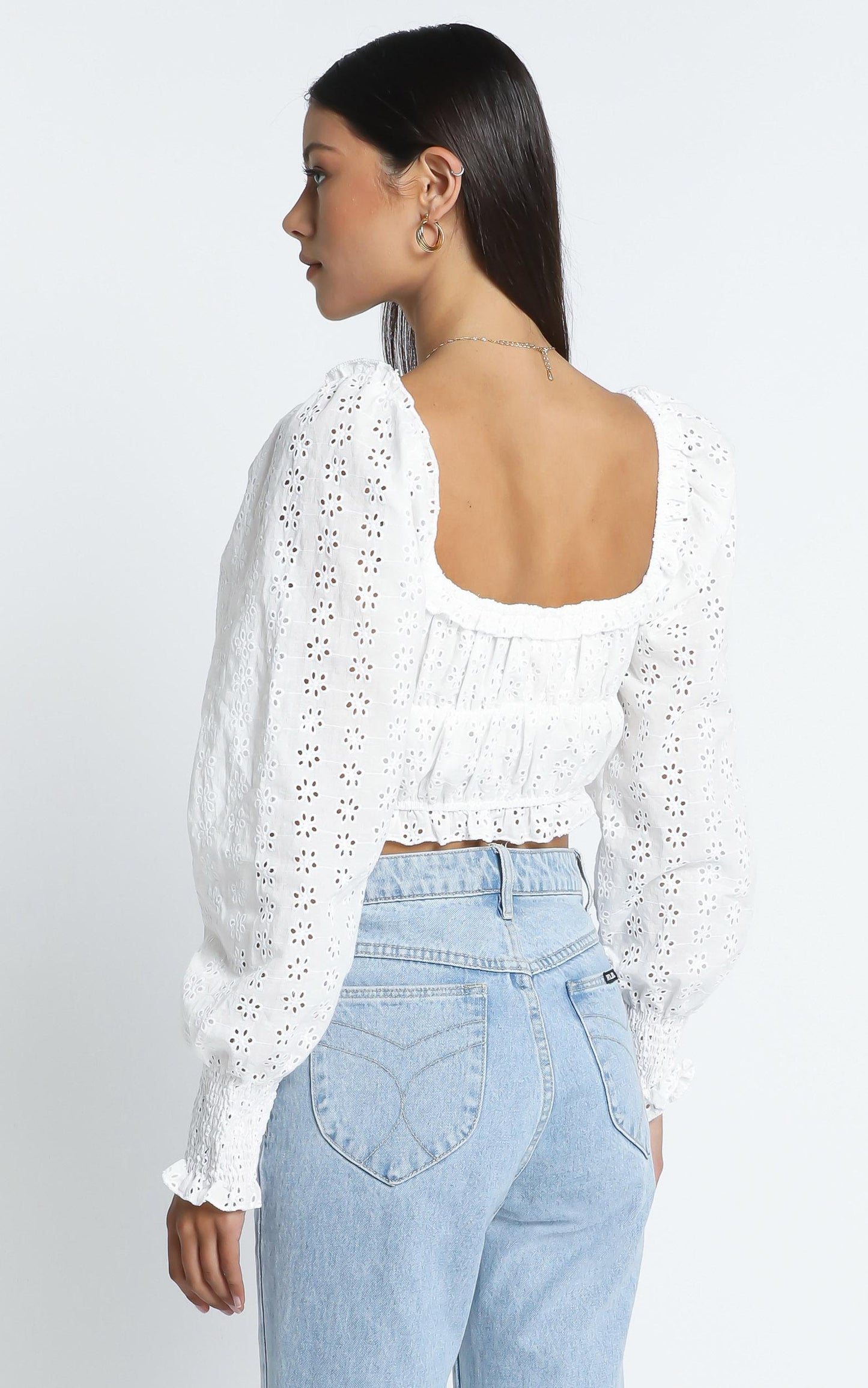 Maceline Embroidery Top in White