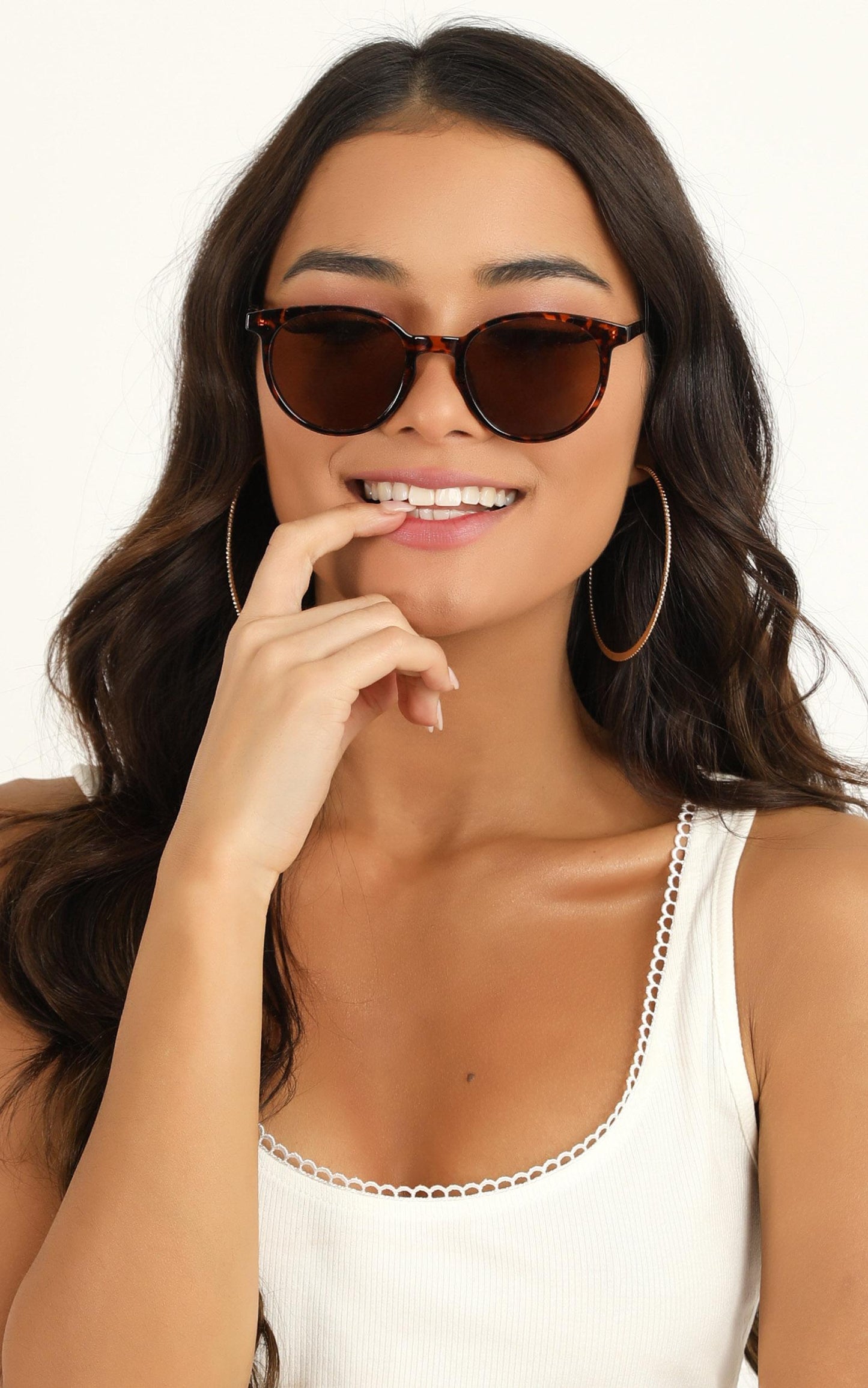 MinkPink - Breeze Sunglasses In Tort
