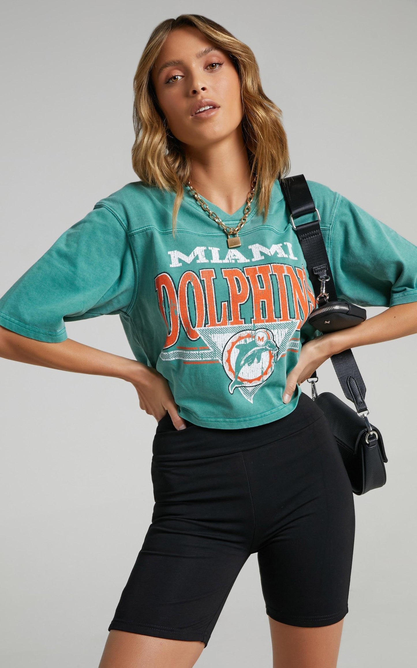 Mitchell & Ness - Off Field TB Crop Tee Dolphins in Teal