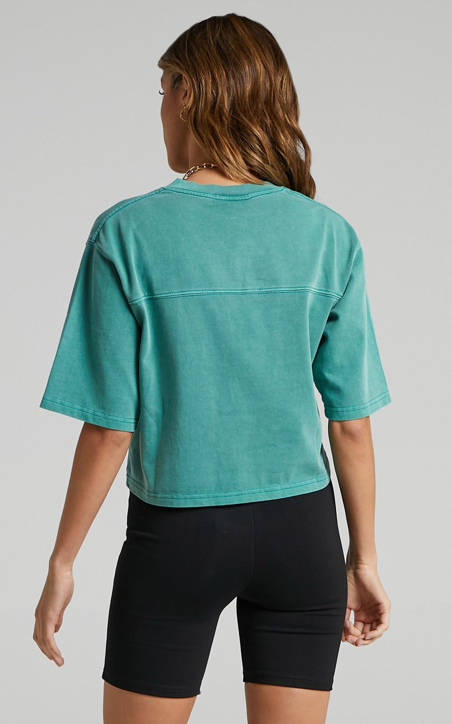 Mitchell & Ness - Off Field TB Crop Tee Dolphins in Teal