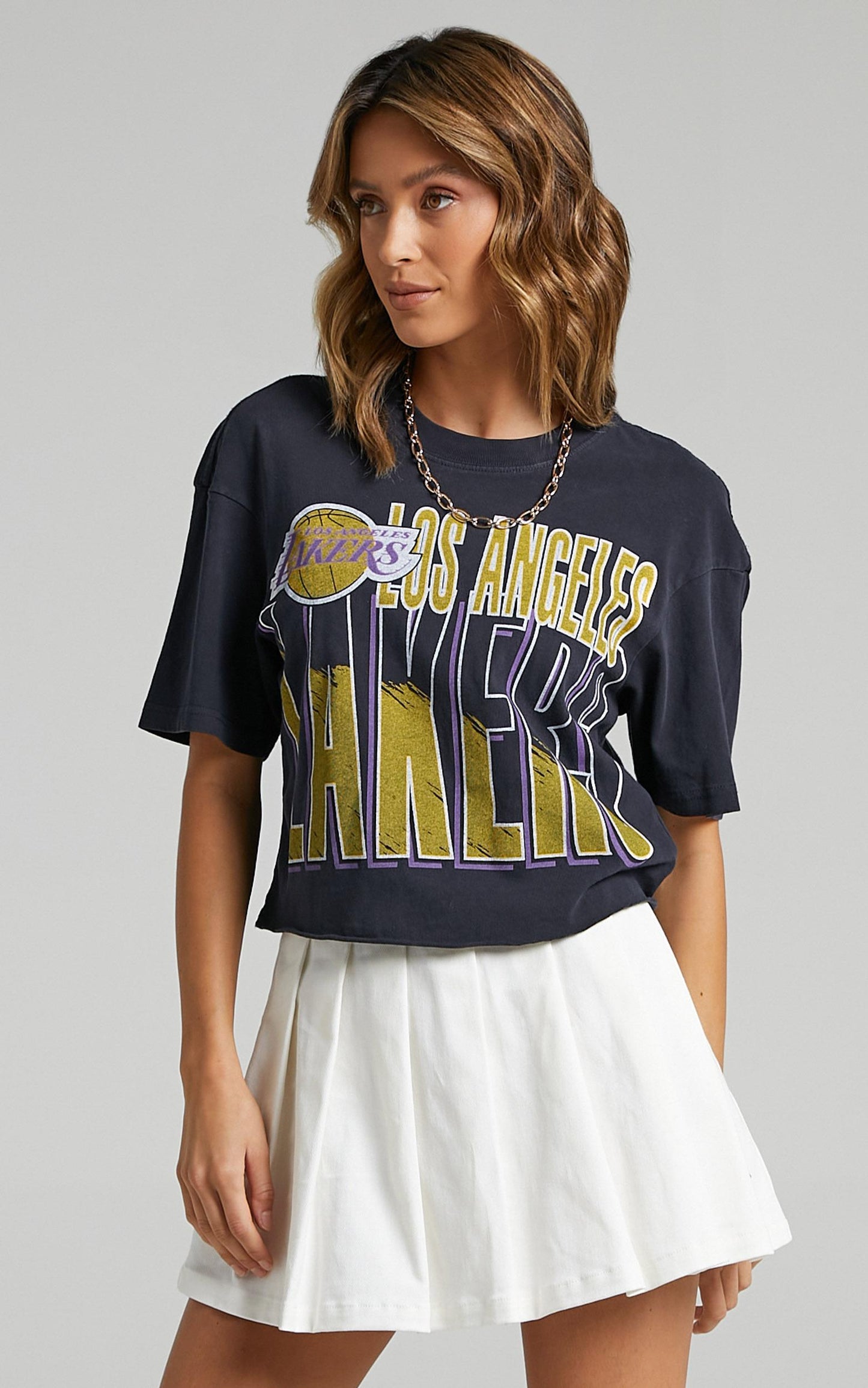 Mitchell & Ness - Chop Vintage Scribble Tee Lakers in Faded Black