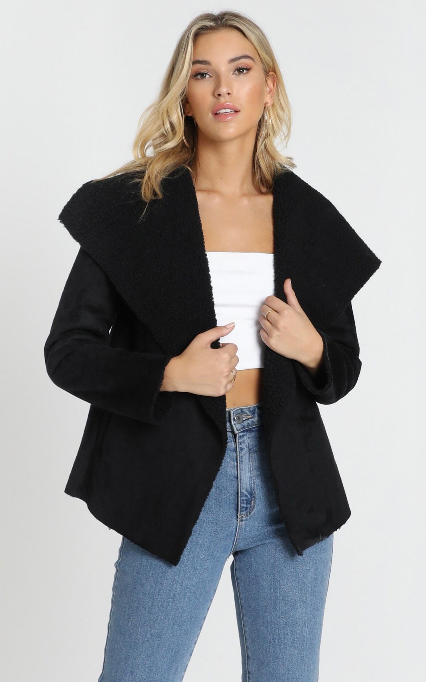 Mornings End Coat In Black