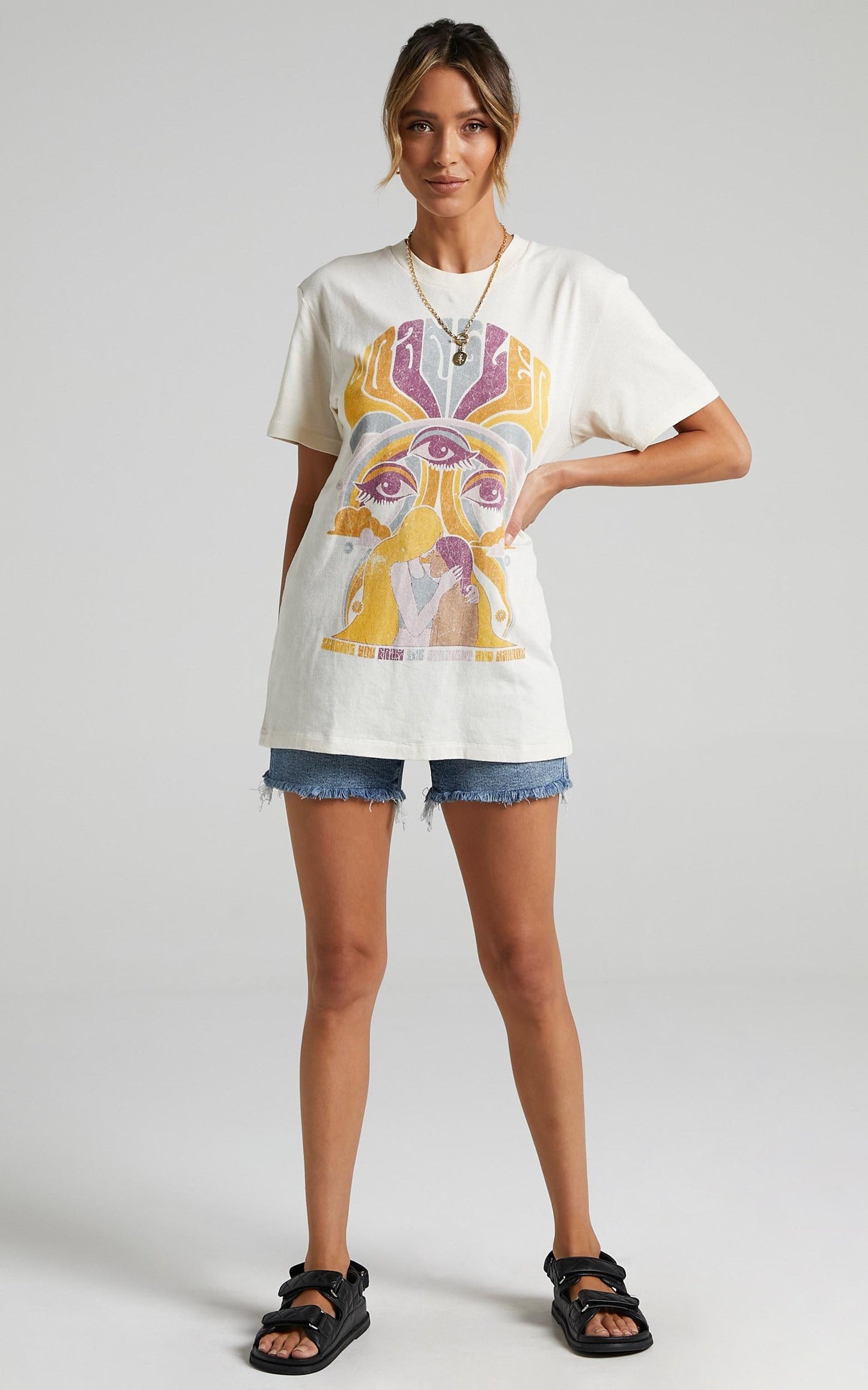 Wrangler - New Age Tee in Ecru