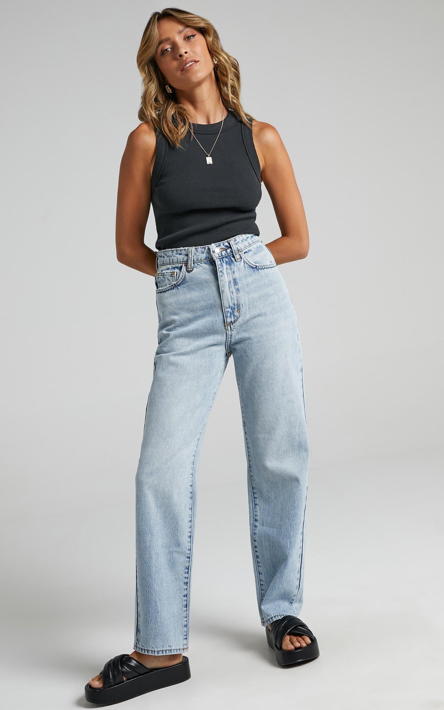 Neuw - Nico Straight Jean in Zero Delia