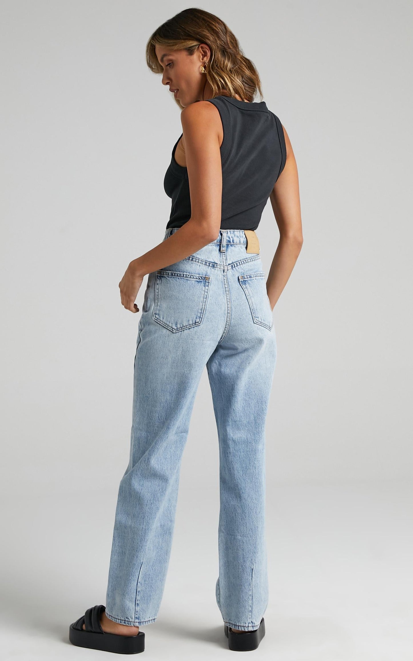 Neuw - Nico Straight Jean in Zero Delia