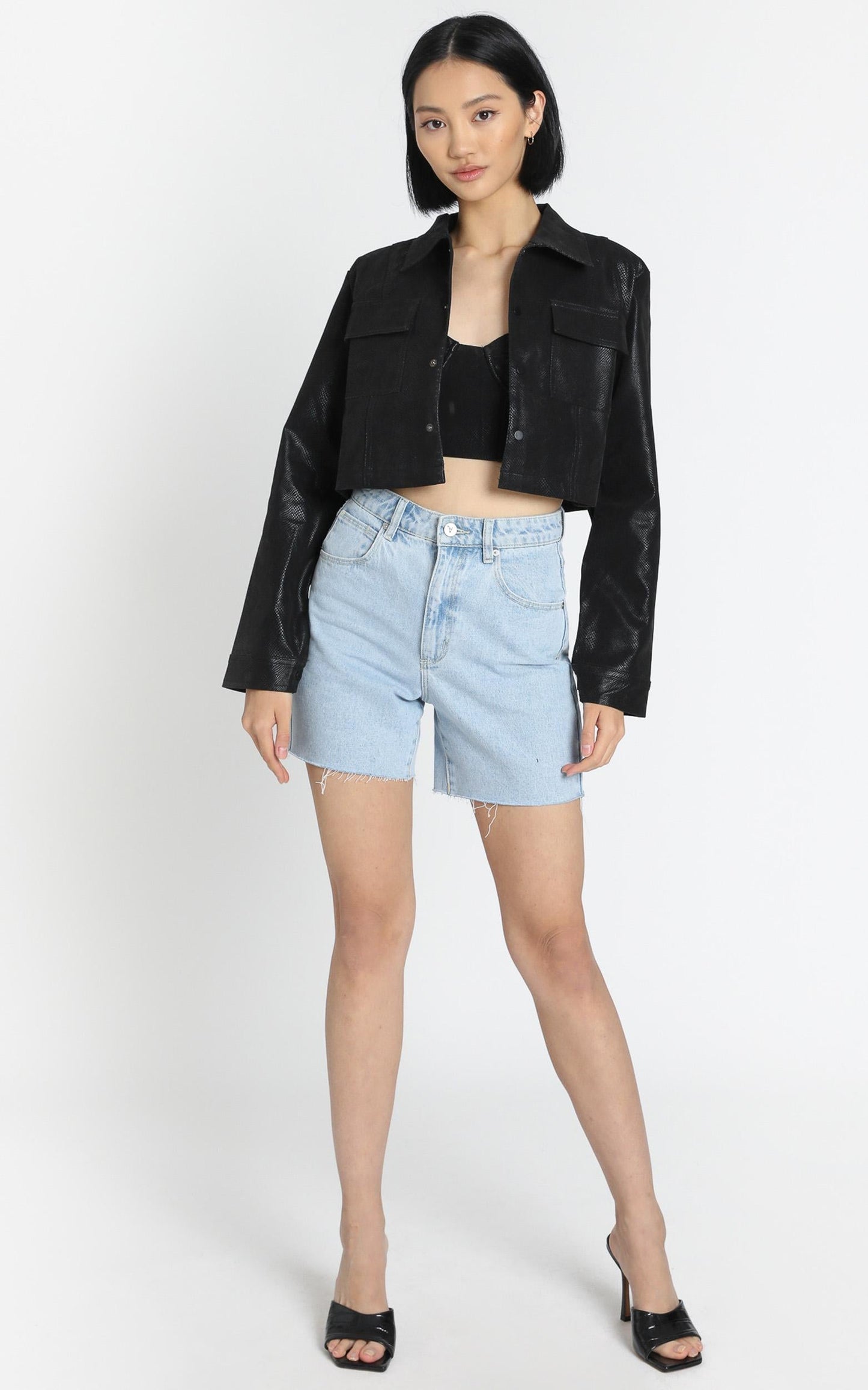 Lioness - Nostalgic Cropped Jacket in Black