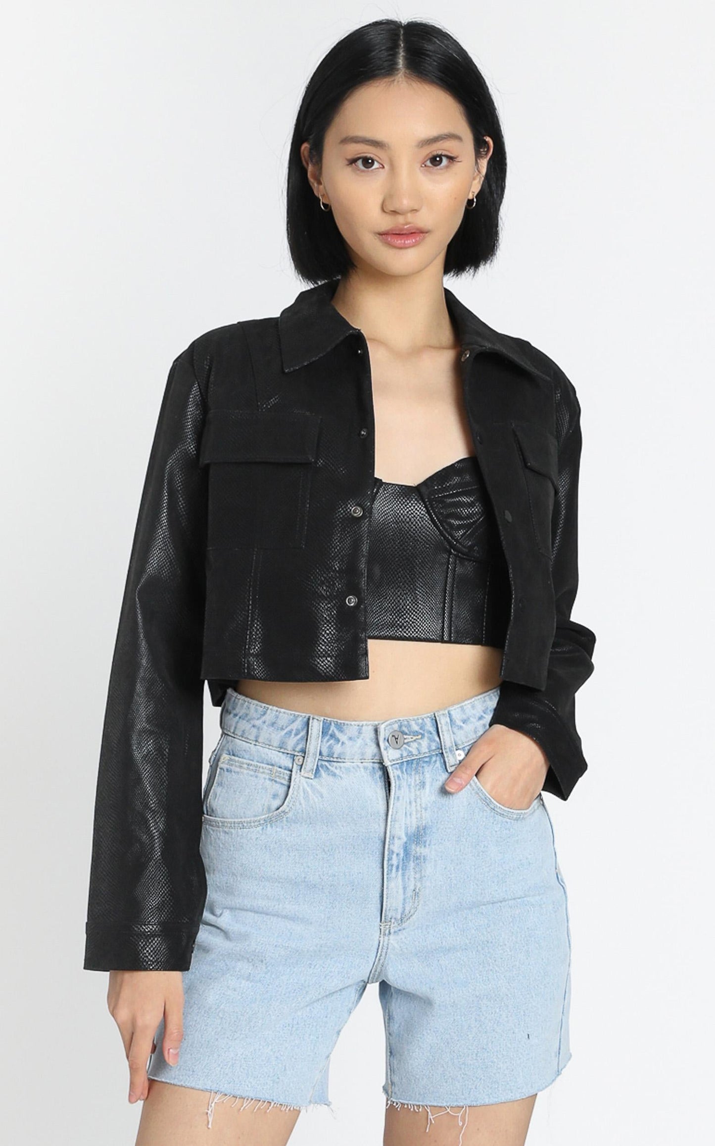 Lioness - Here Comes Trouble Crop Top in Black