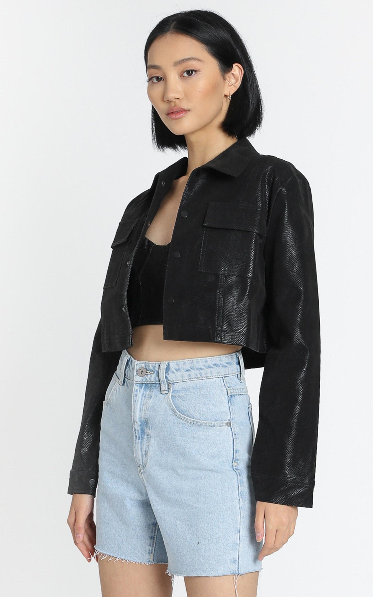 Lioness - Nostalgic Cropped Jacket in Black