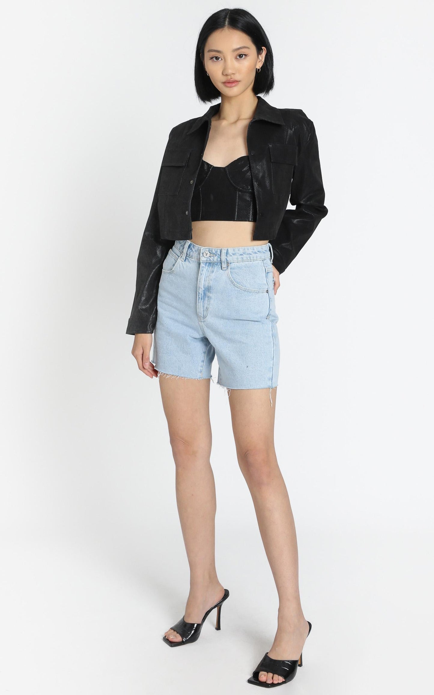 Lioness - Nostalgic Cropped Jacket in Black
