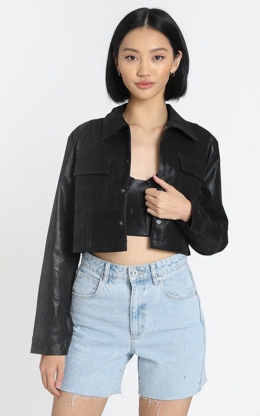 Lioness - Nostalgic Cropped Jacket in Black